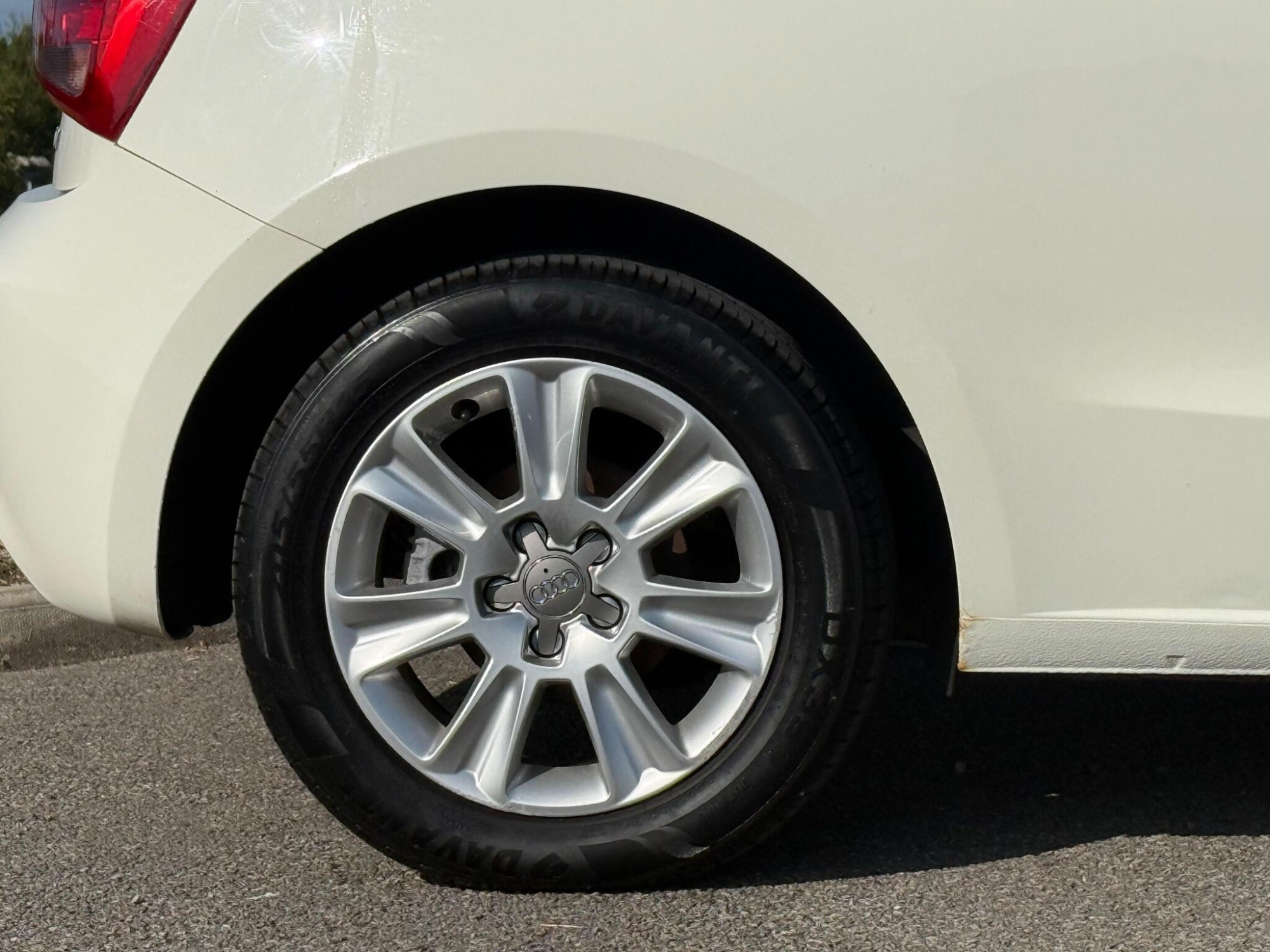 2013 Audi A1 image 13