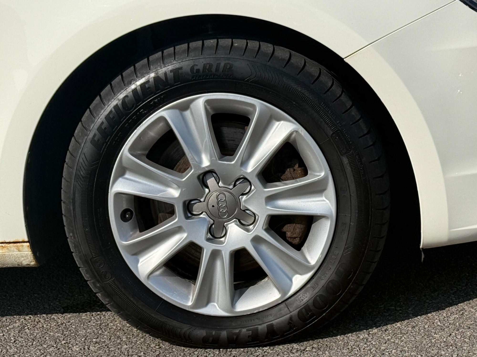 2013 Audi A1 image 26
