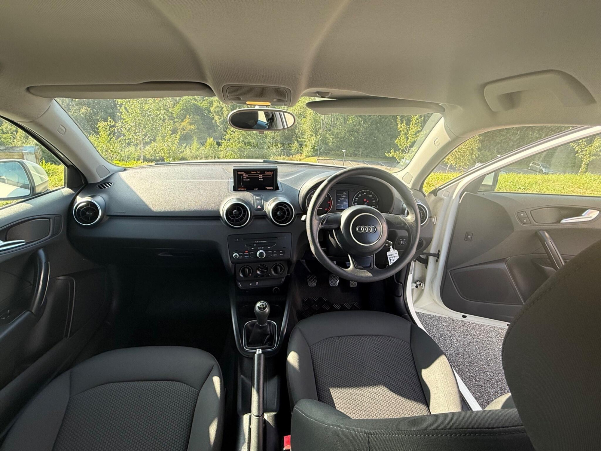 2013 Audi A1 image 13