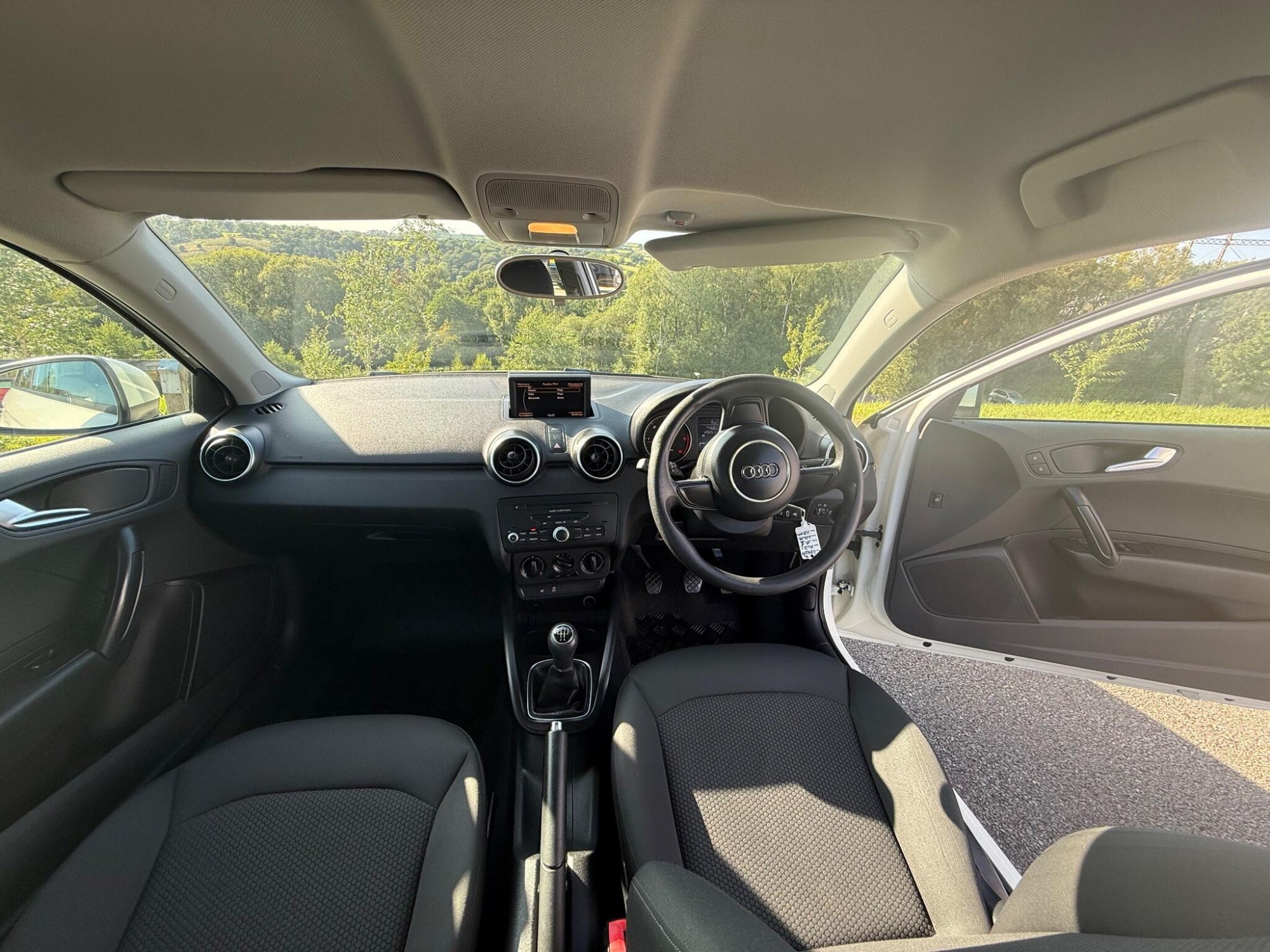 2013 Audi A1 image 21