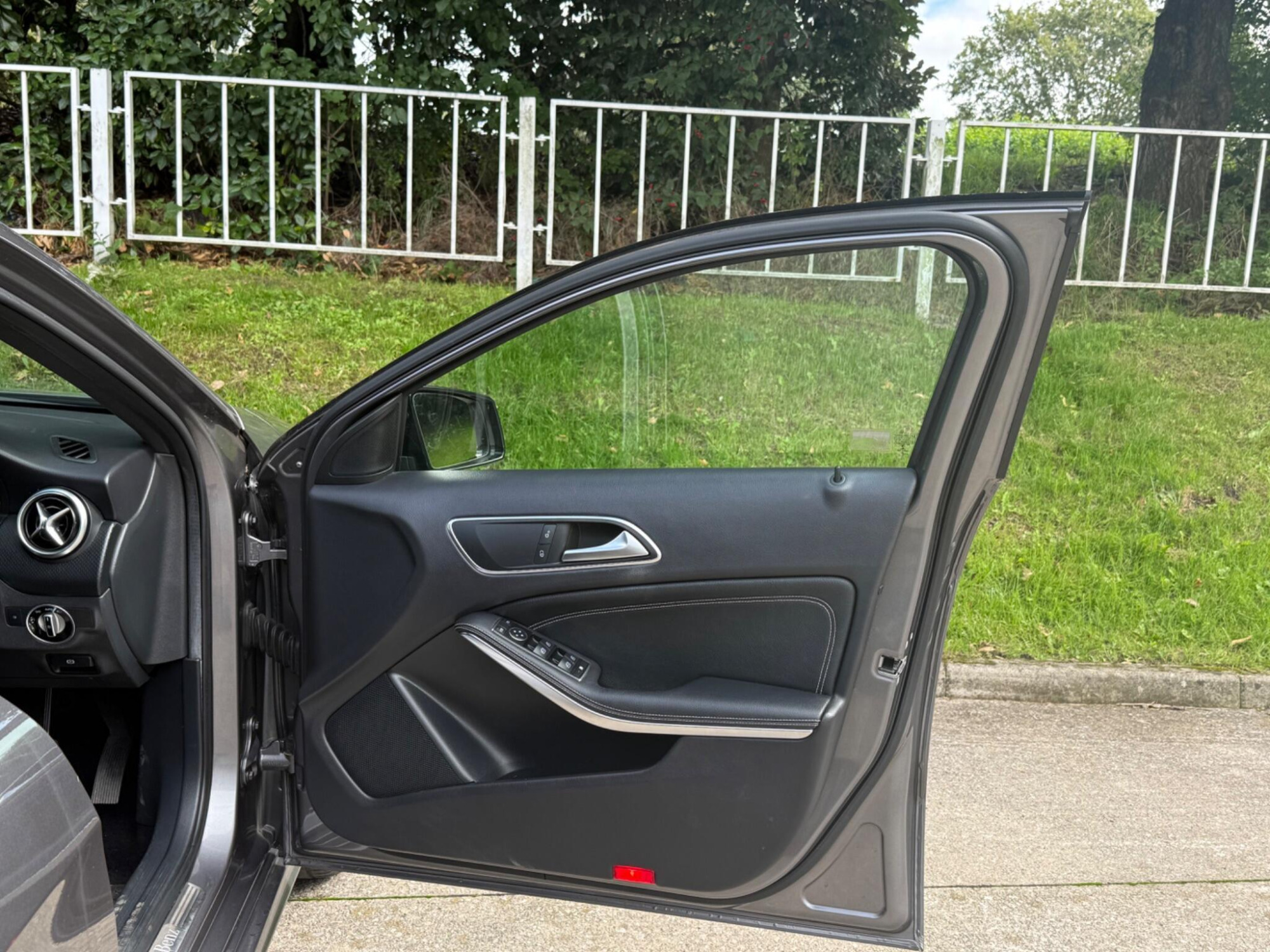 2014 Mercedes-Benz A Class image 27