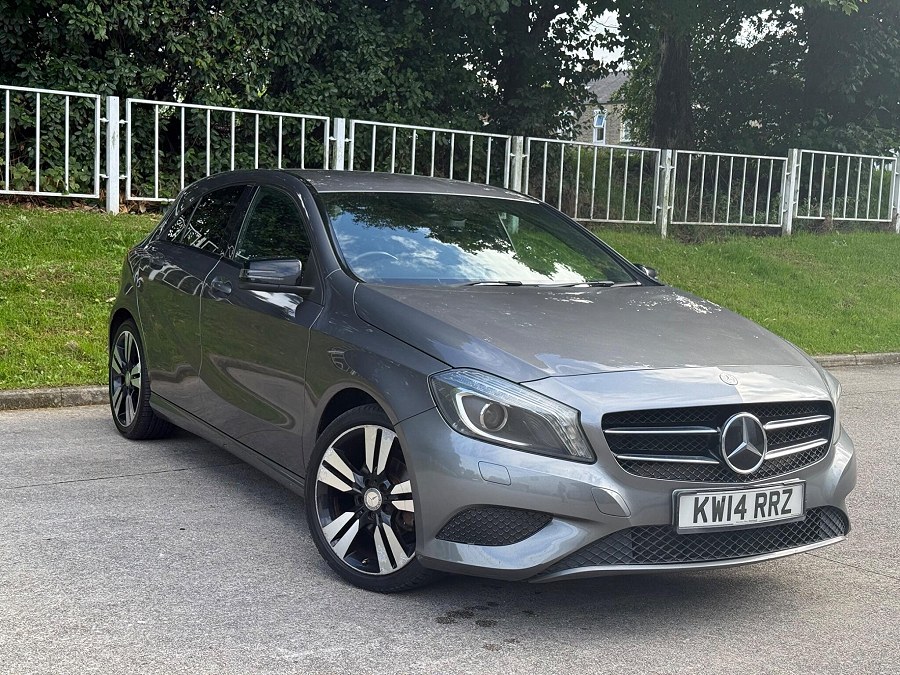 Mercedes-Benz A Class photo 2