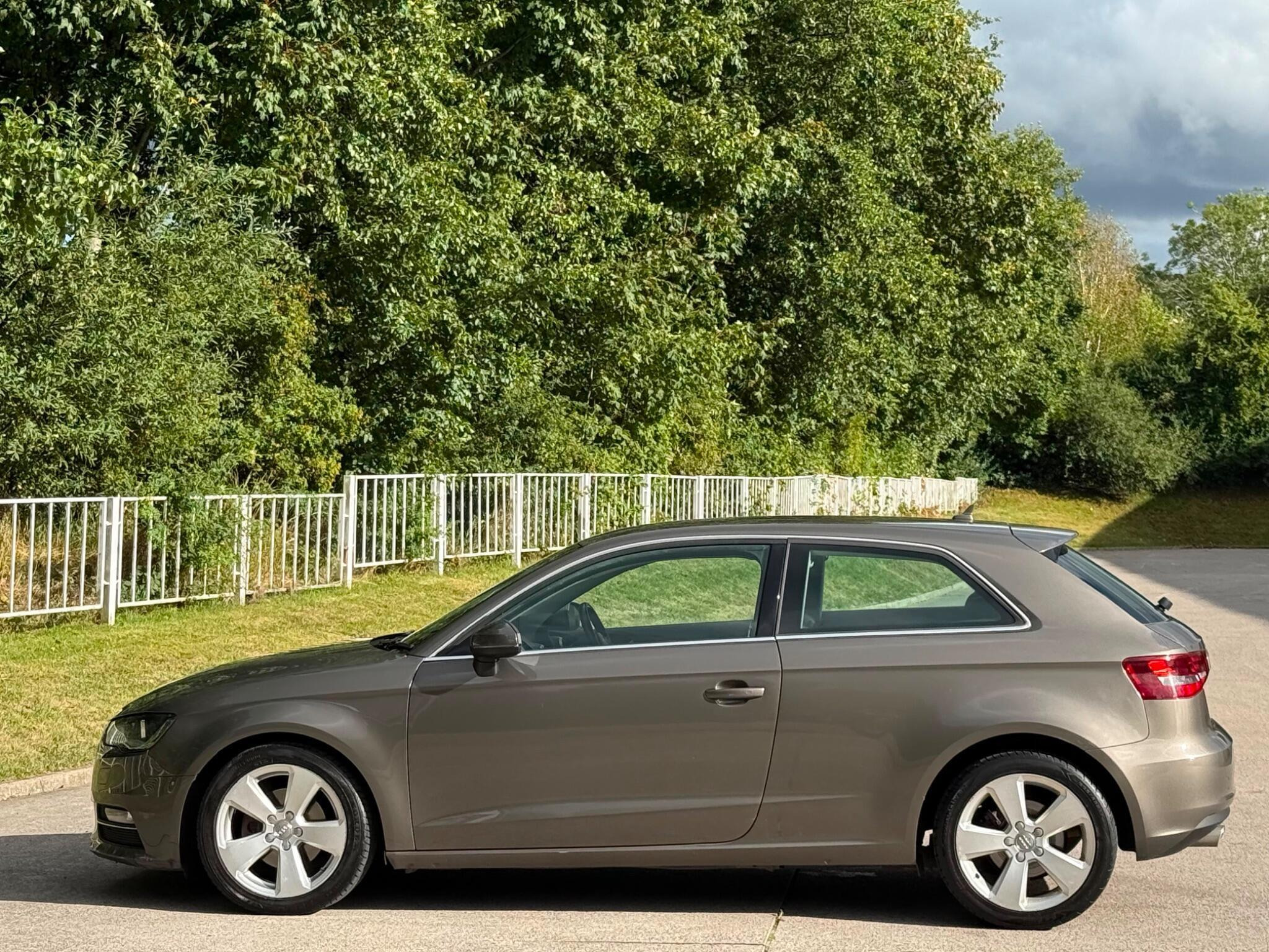 2014 Audi A3 image 8