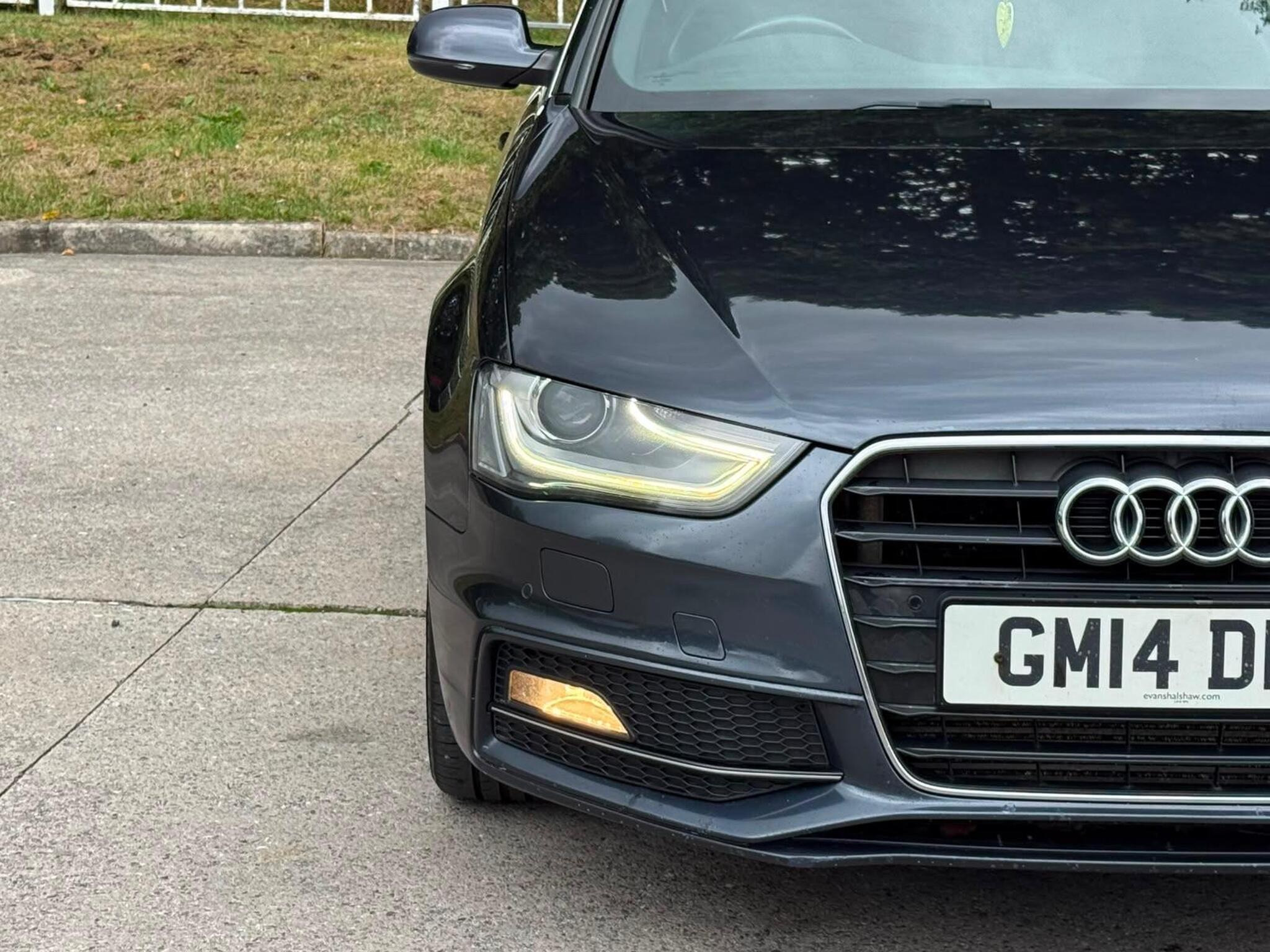 2014 Audi A4 image 40