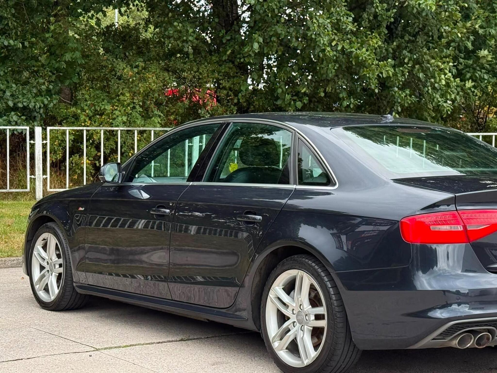 2014 Audi A4 image 11