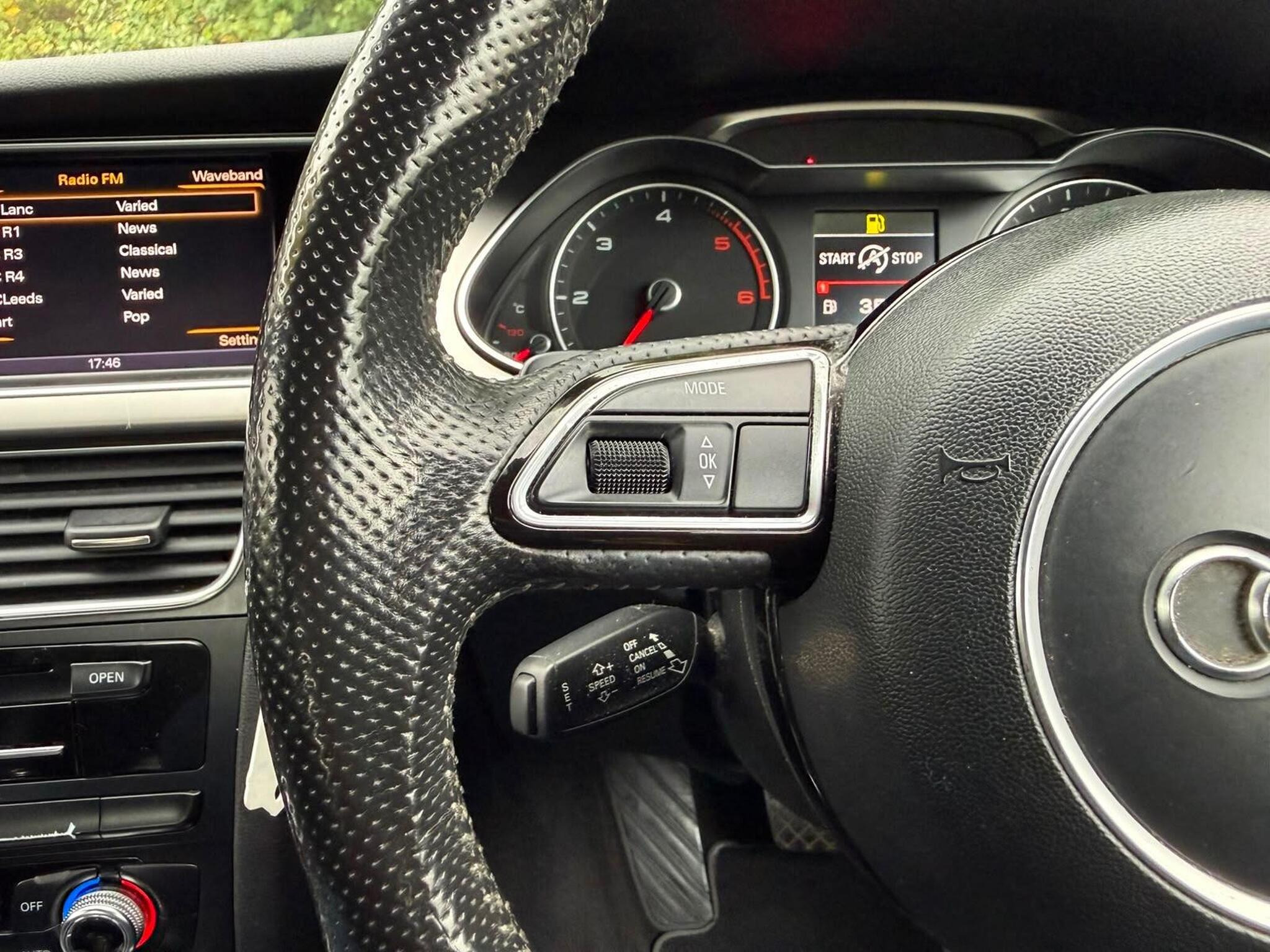 2014 Audi A4 image 25