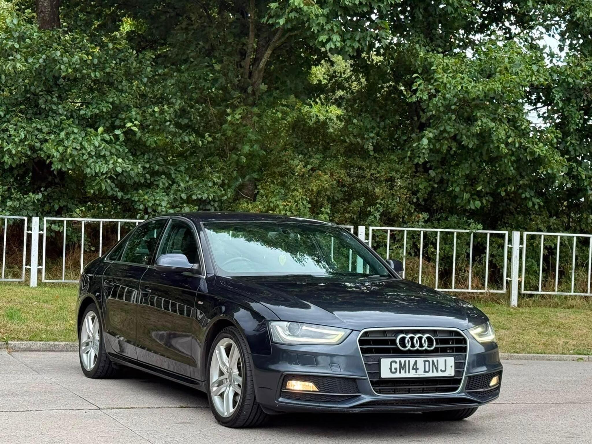2014 Audi A4 image 10