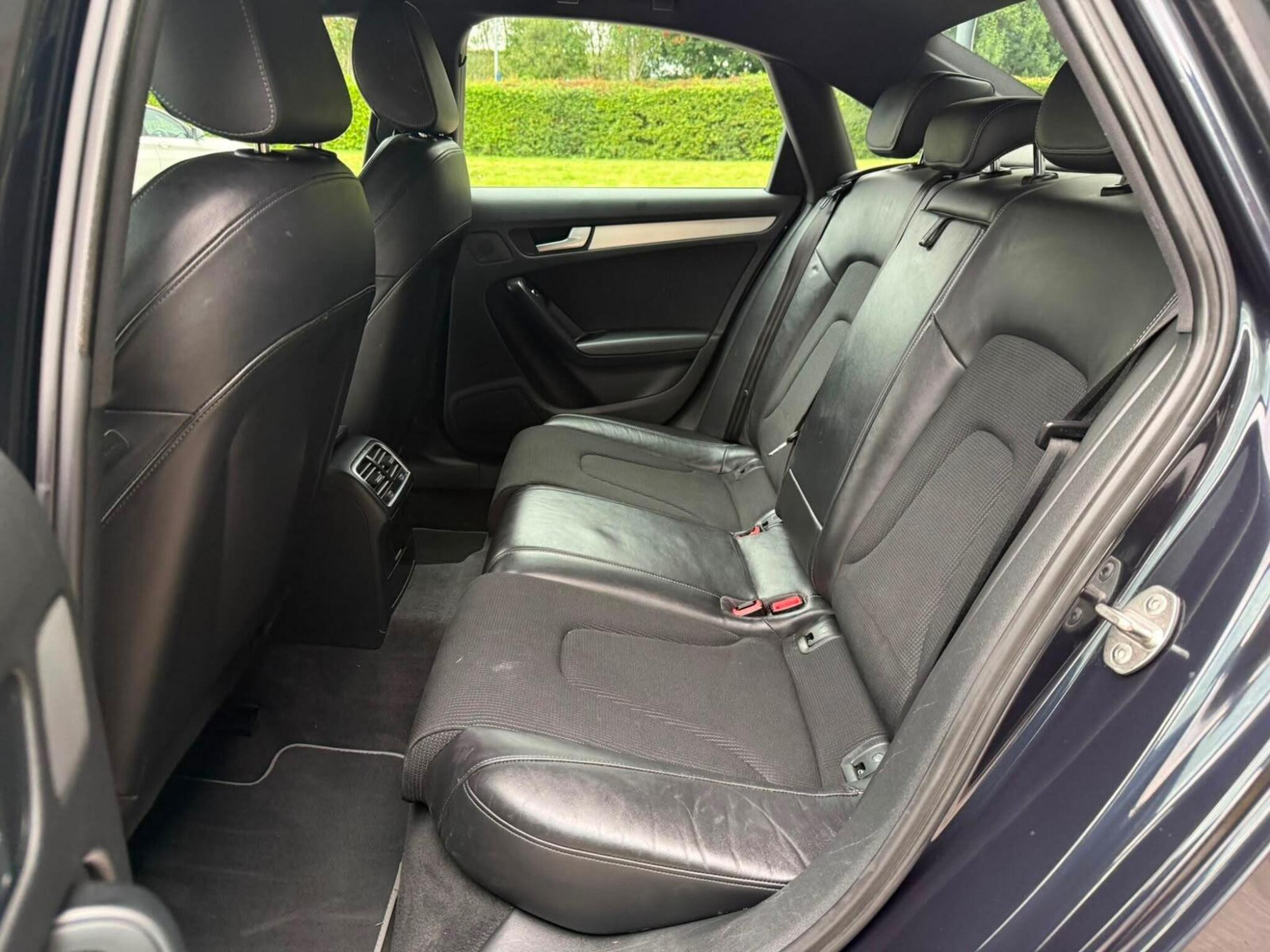 2014 Audi A4 image 45