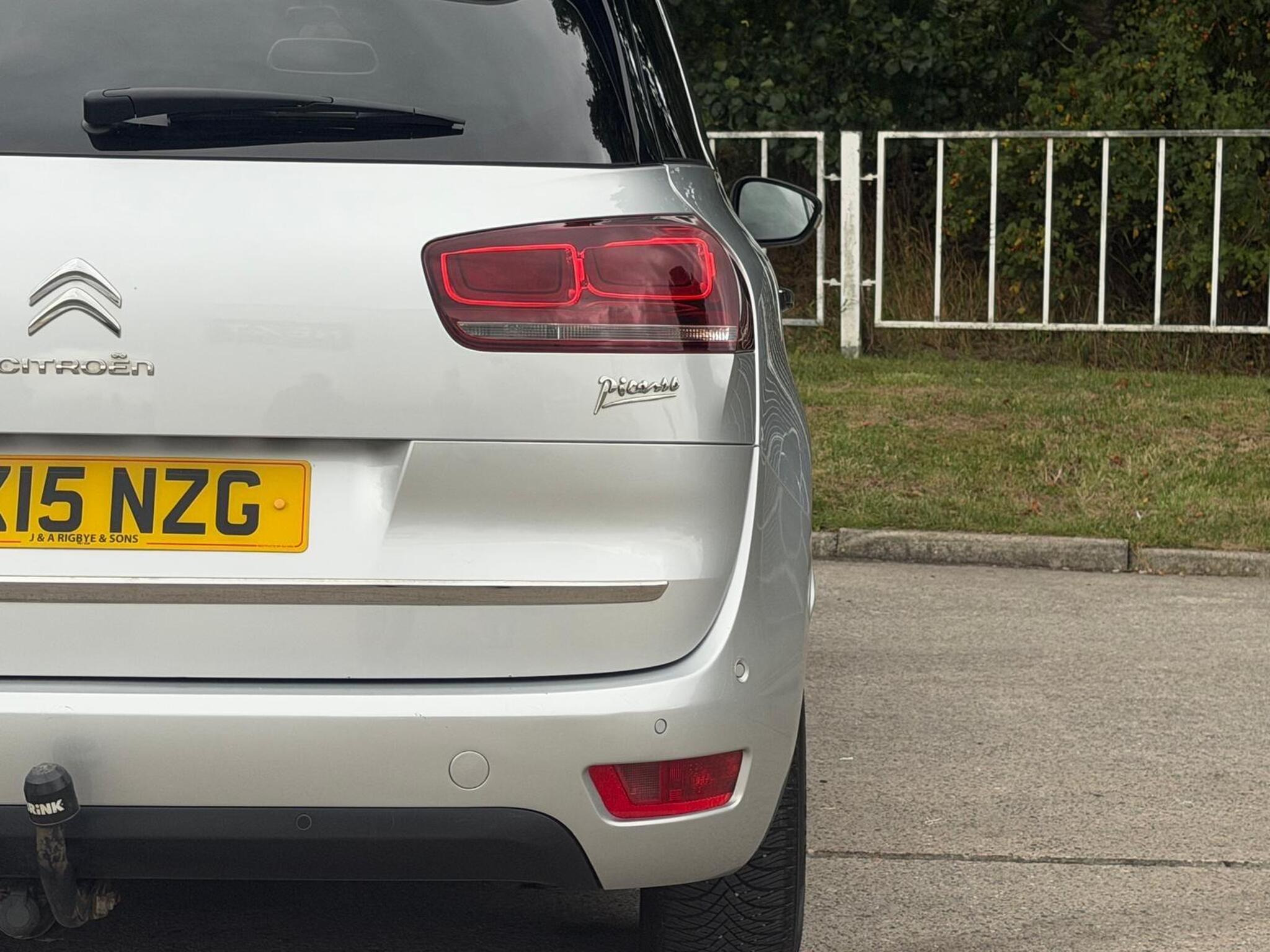 2015 Citroen C4 Picasso image 20