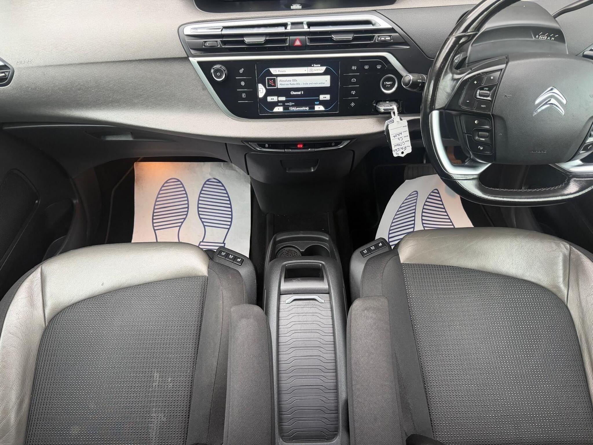 2015 Citroen C4 Picasso image 39