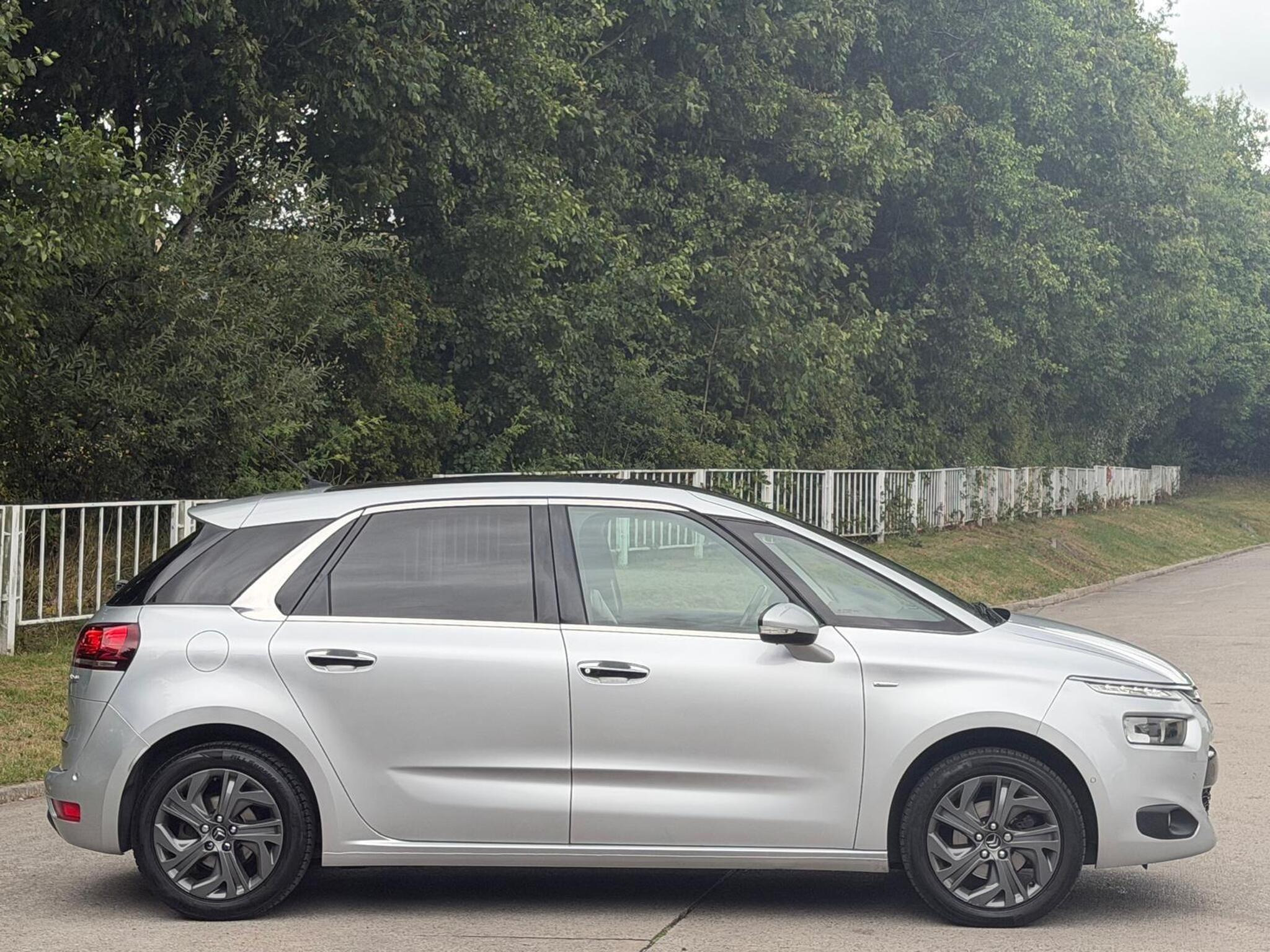 2015 Citroen C4 Picasso image 4
