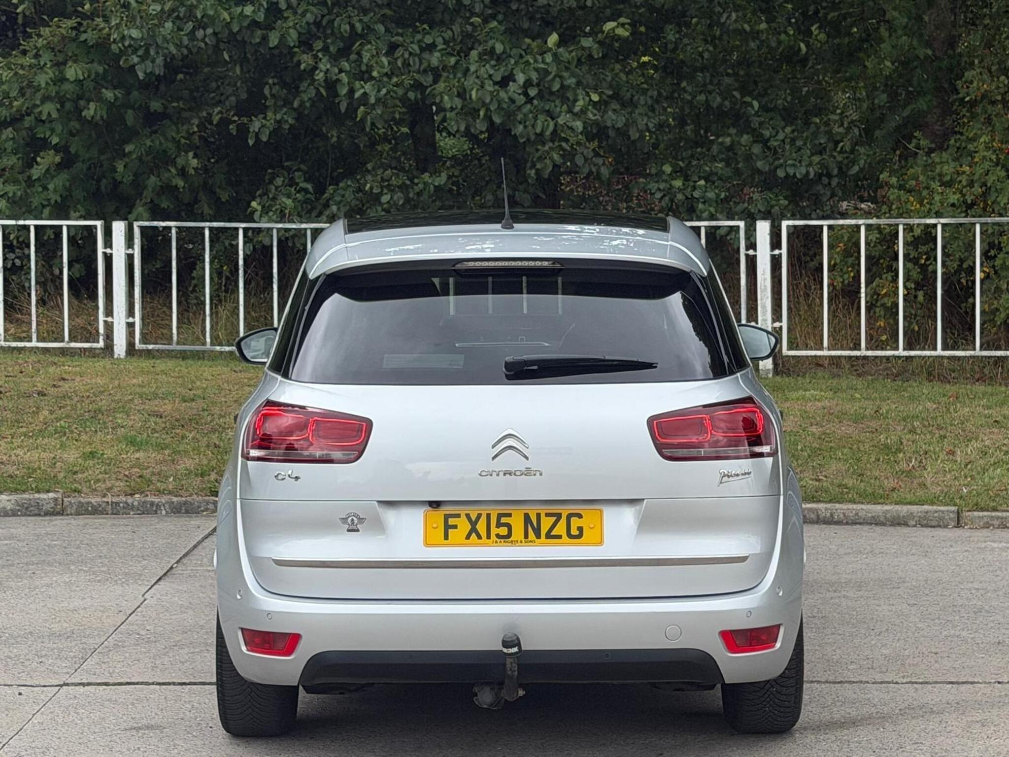 2015 Citroen C4 Picasso image 11