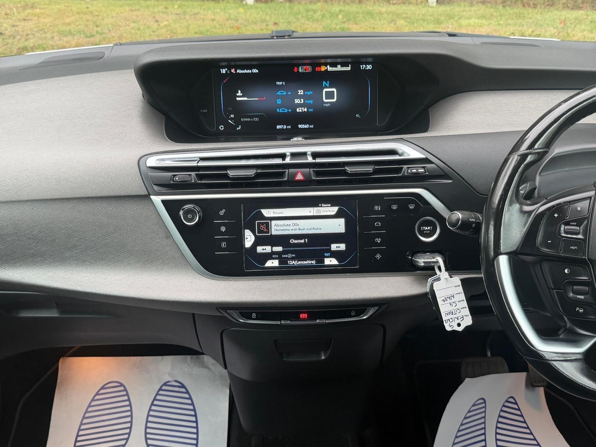2015 Citroen C4 Picasso image 43