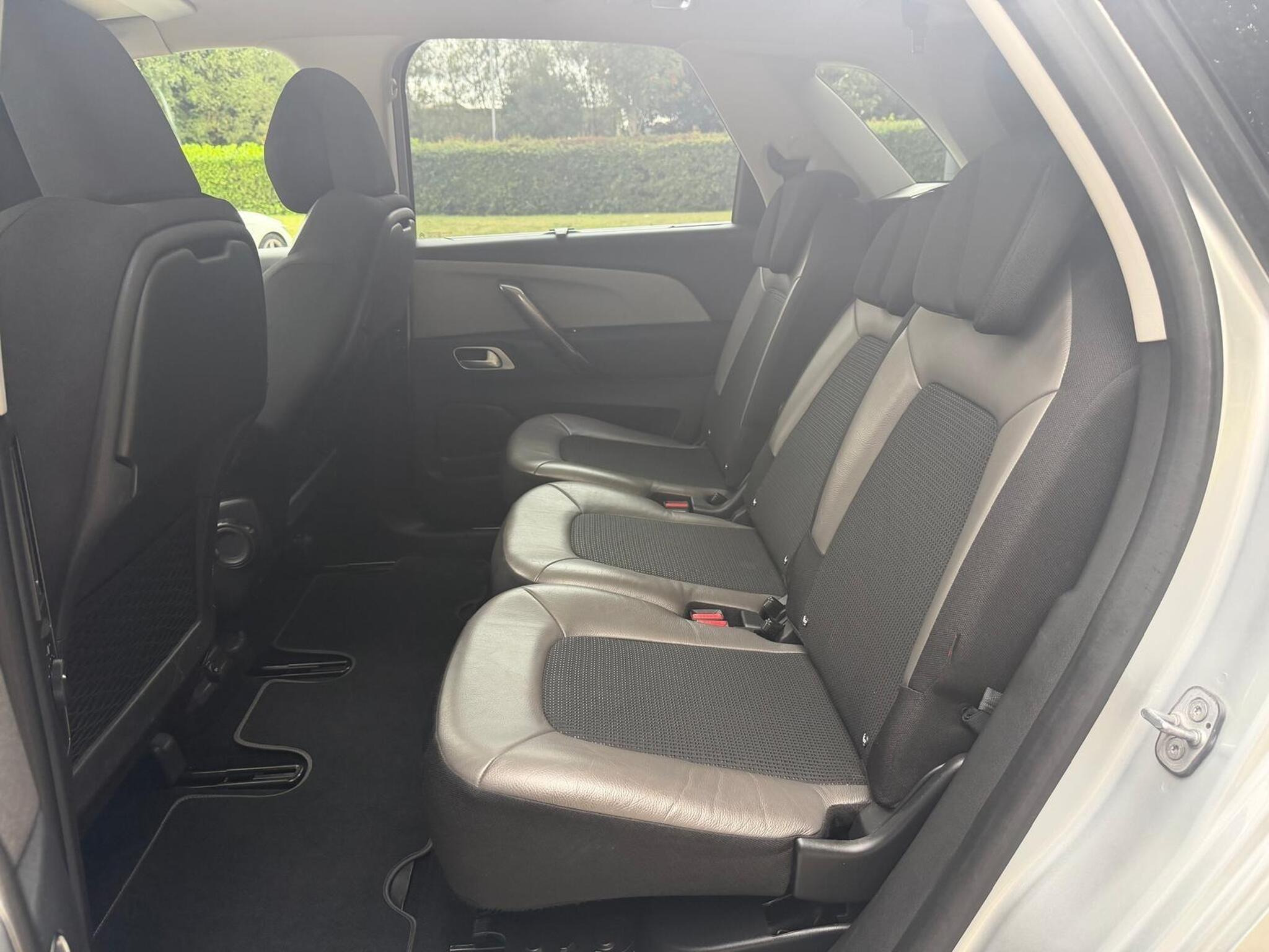 2015 Citroen C4 Picasso image 33