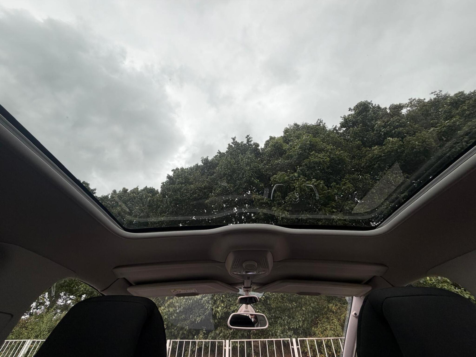2015 Citroen C4 Picasso image 48