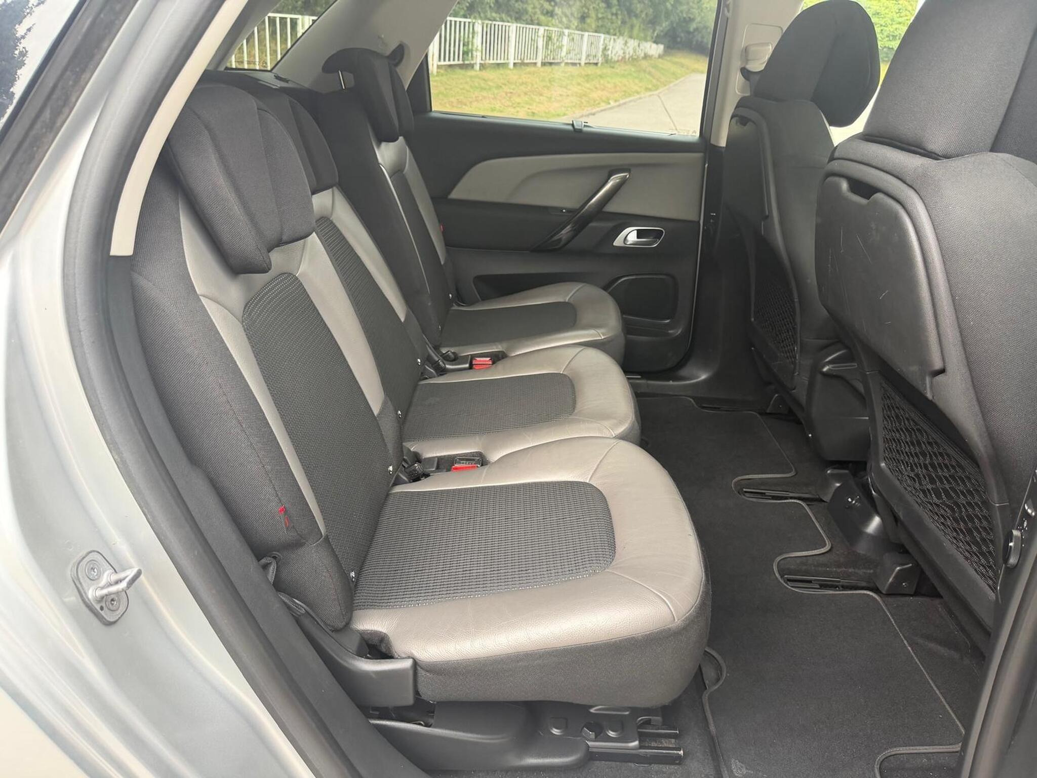 2015 Citroen C4 Picasso image 34
