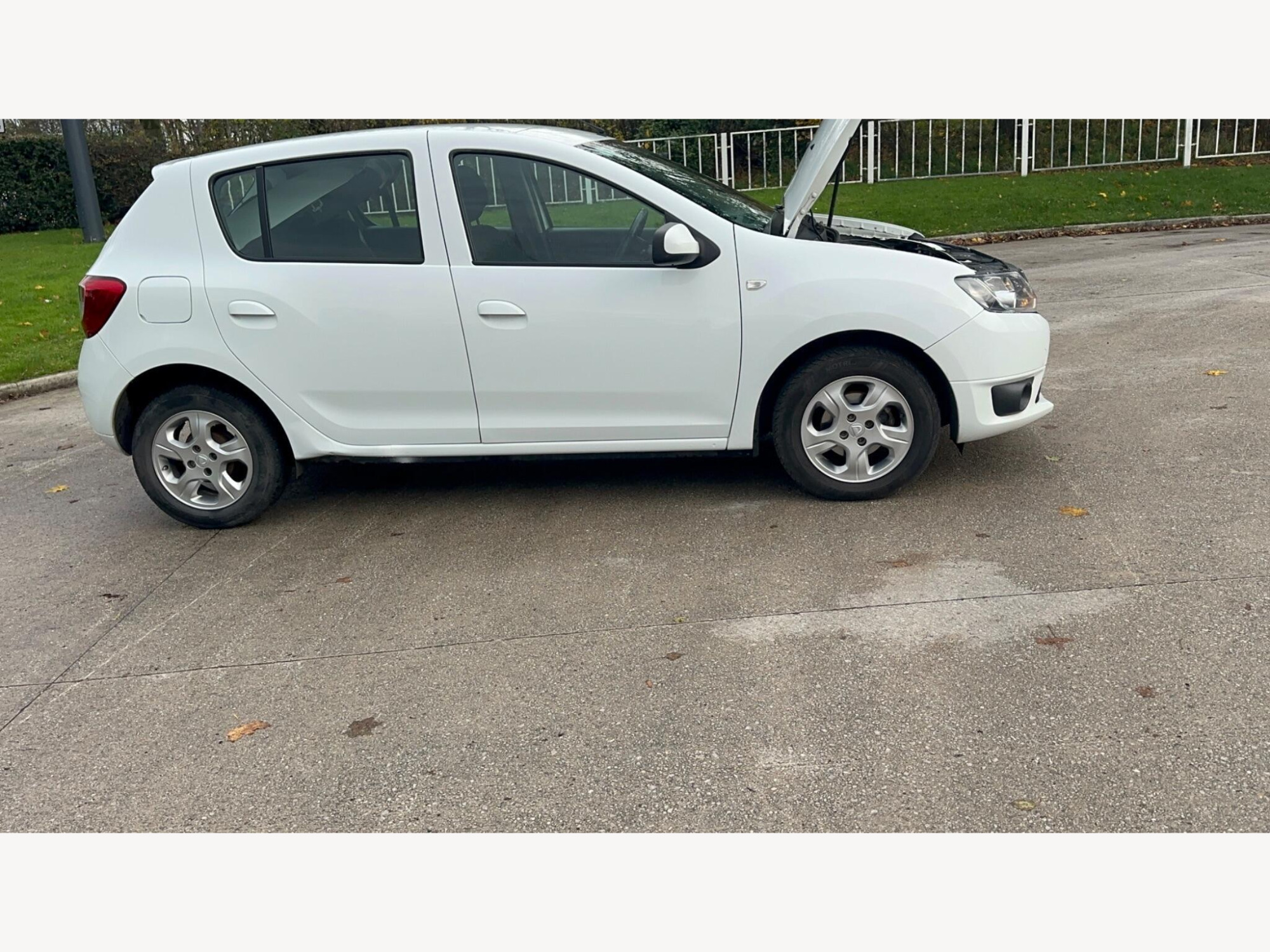 2016 Dacia Sandero image 19