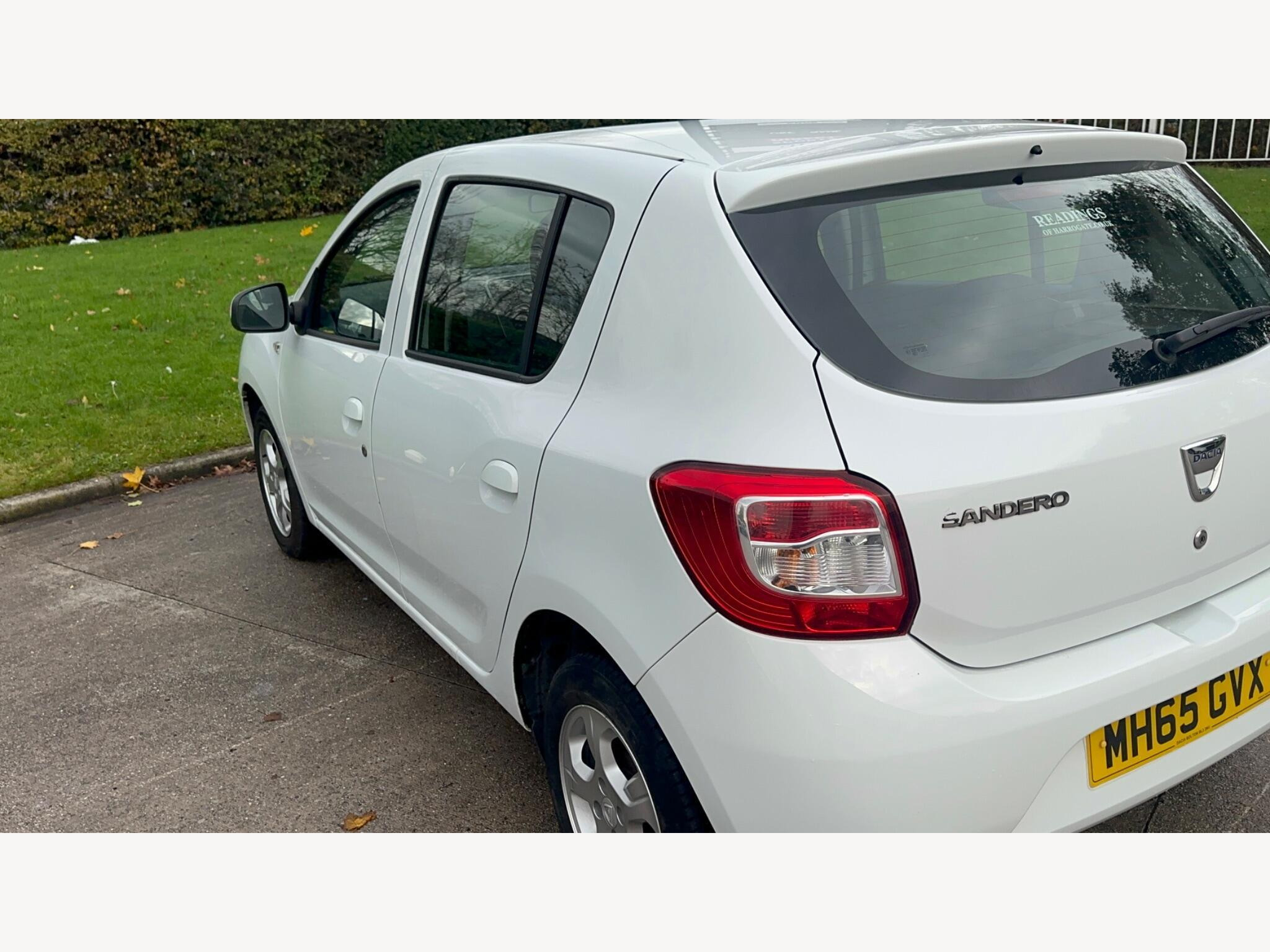 2016 Dacia Sandero image 13