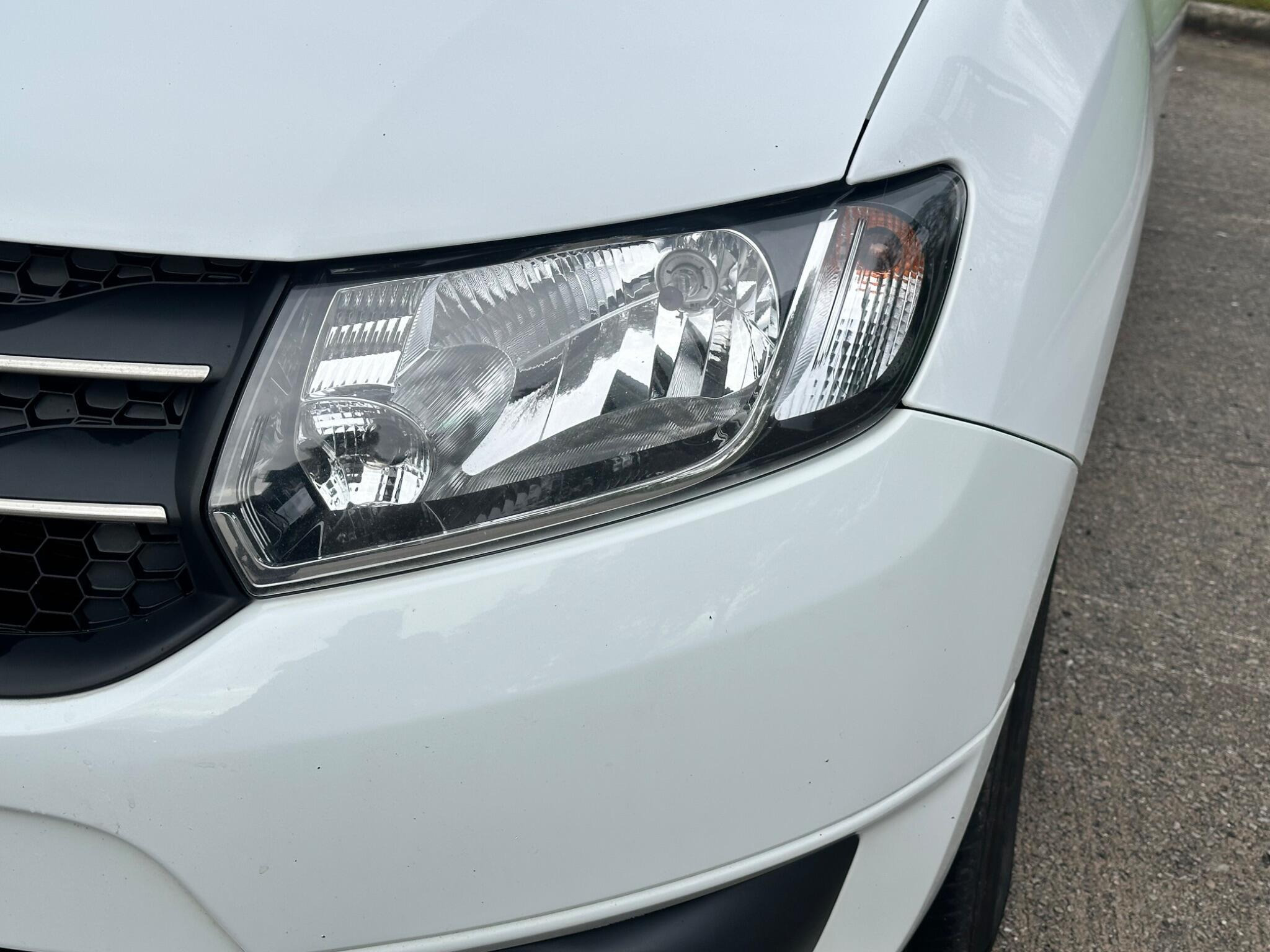 2016 Dacia Sandero image 40