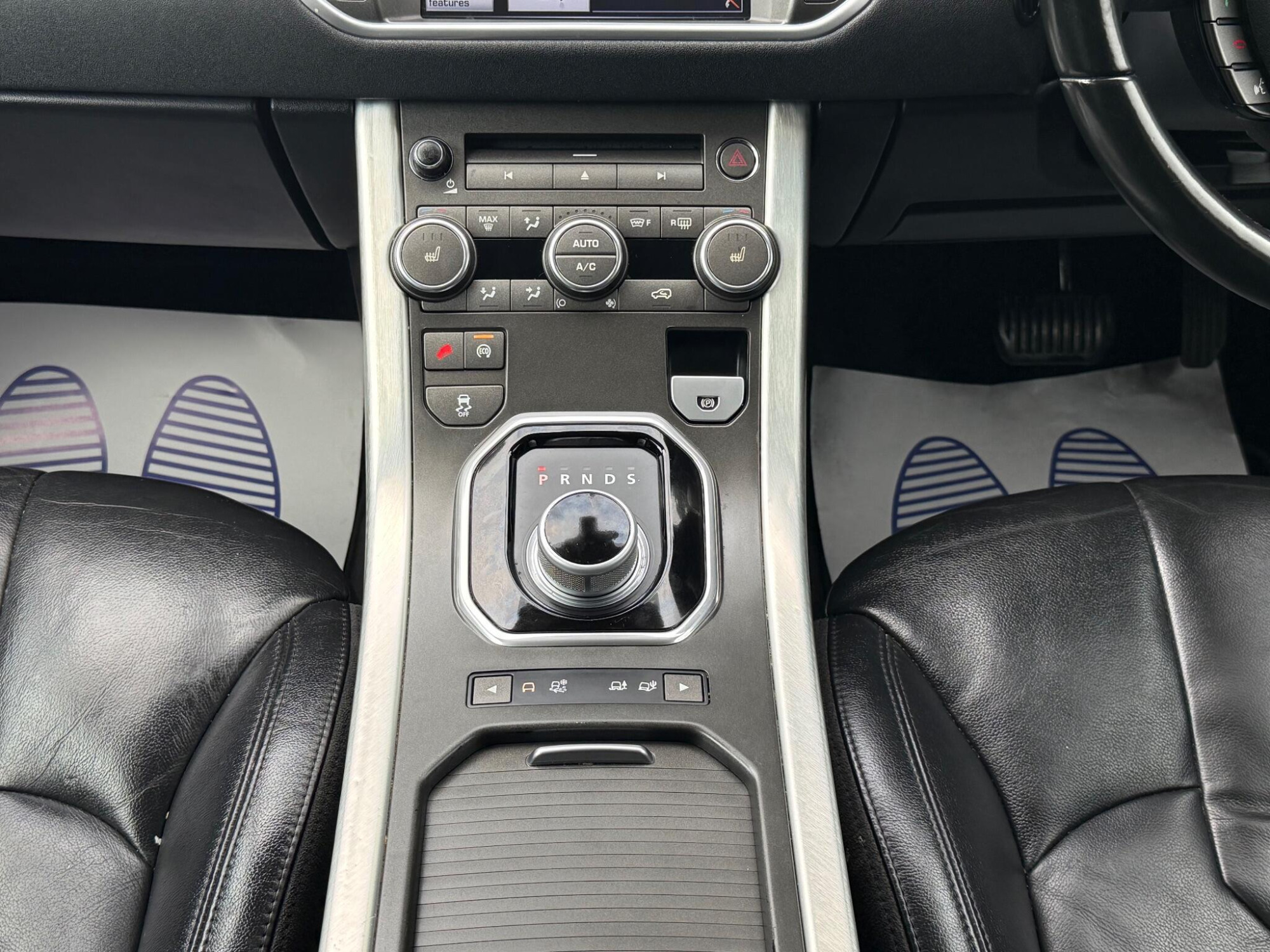 2014 Land Rover Range Rover Evoque image 43