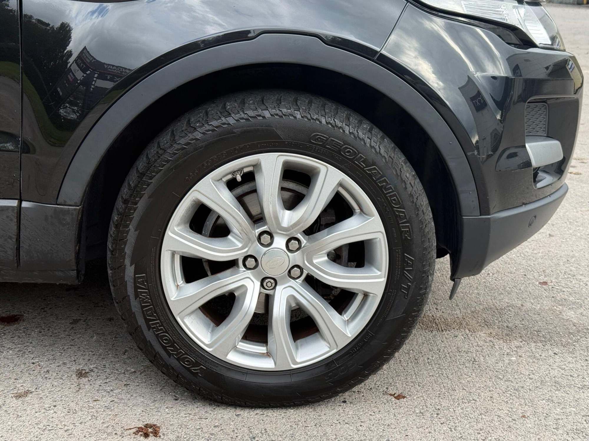 2014 Land Rover Range Rover Evoque image 24