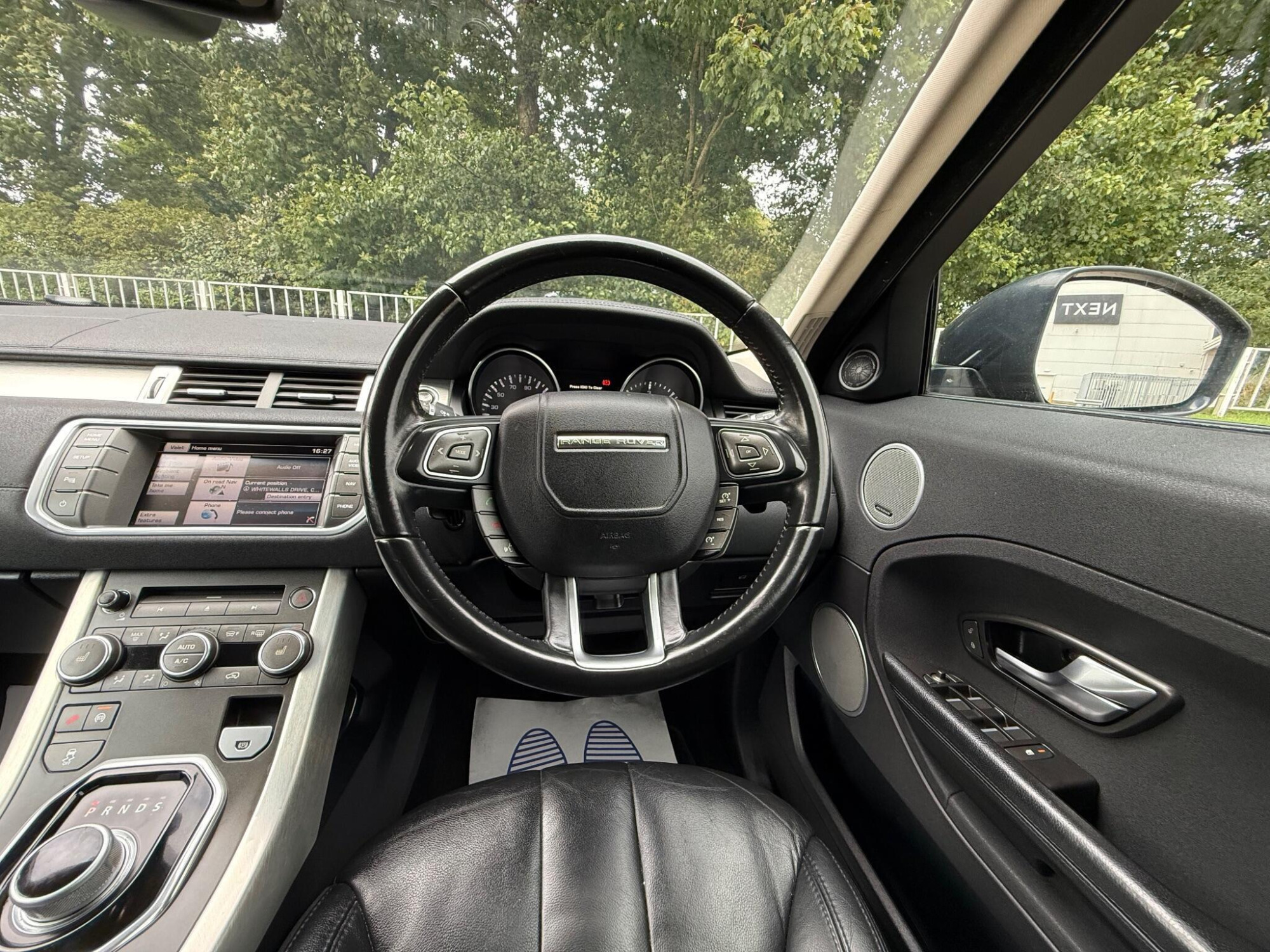 2014 Land Rover Range Rover Evoque image 45