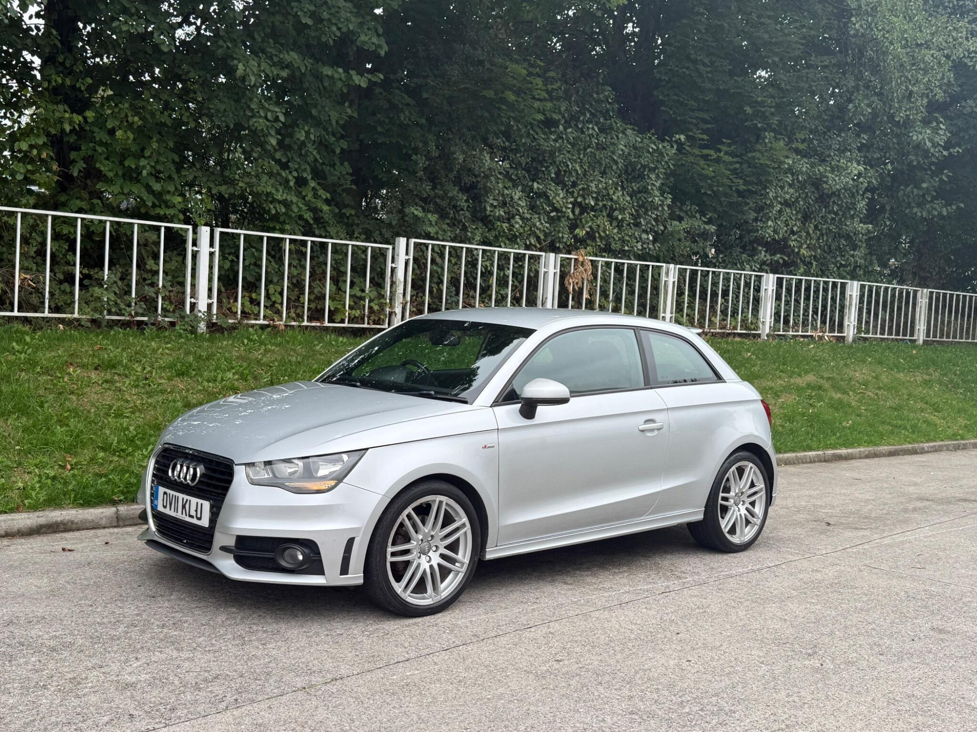 2011 Audi A1 image 12
