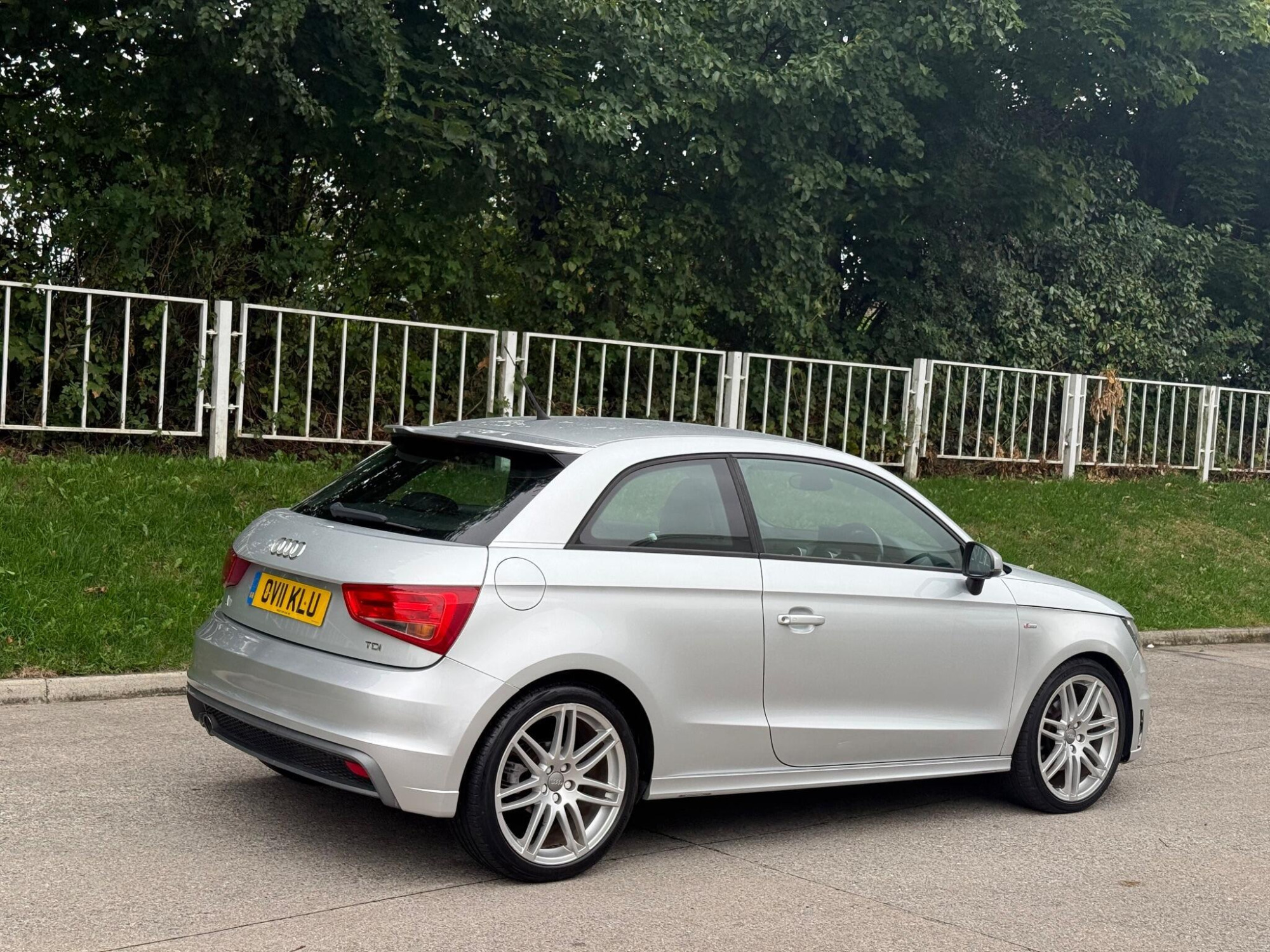 2011 Audi A1 image 23