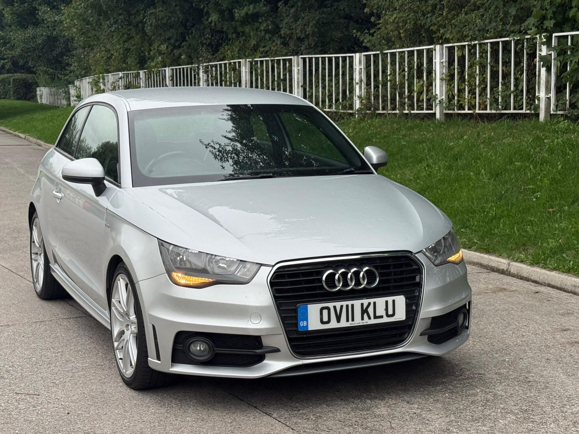 2011 Audi A1 image 1