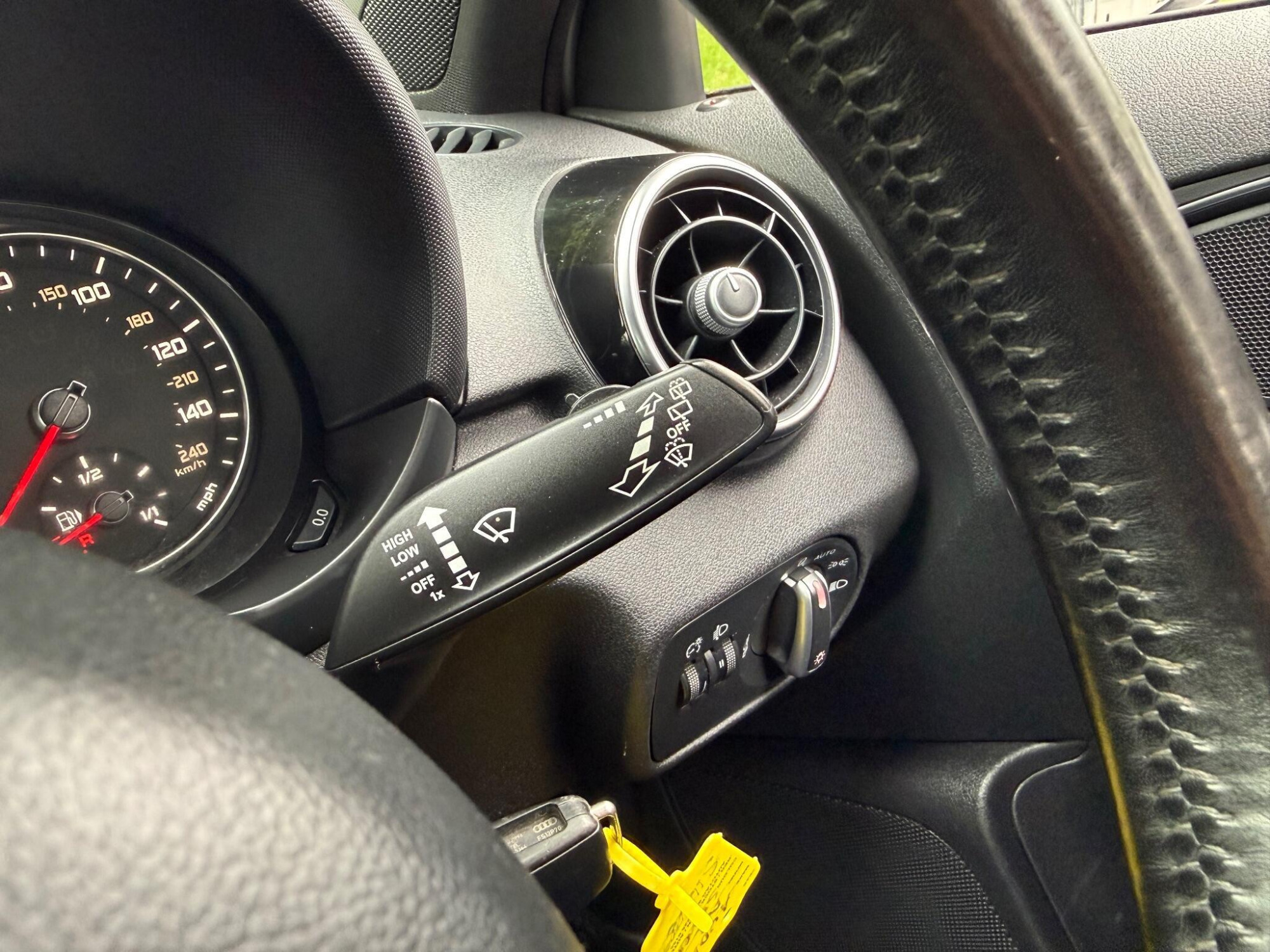 2011 Audi A1 image 47