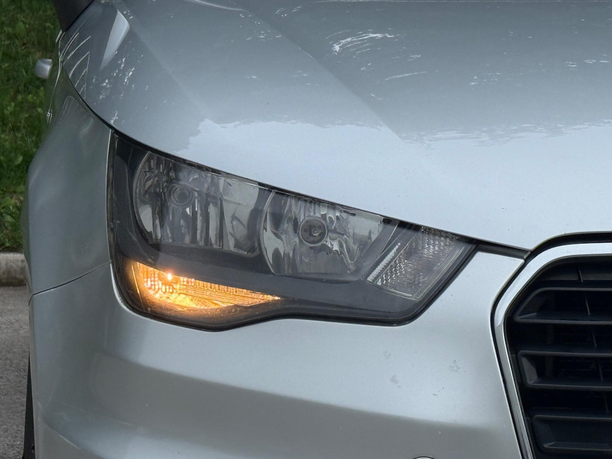 2011 Audi A1 image 32