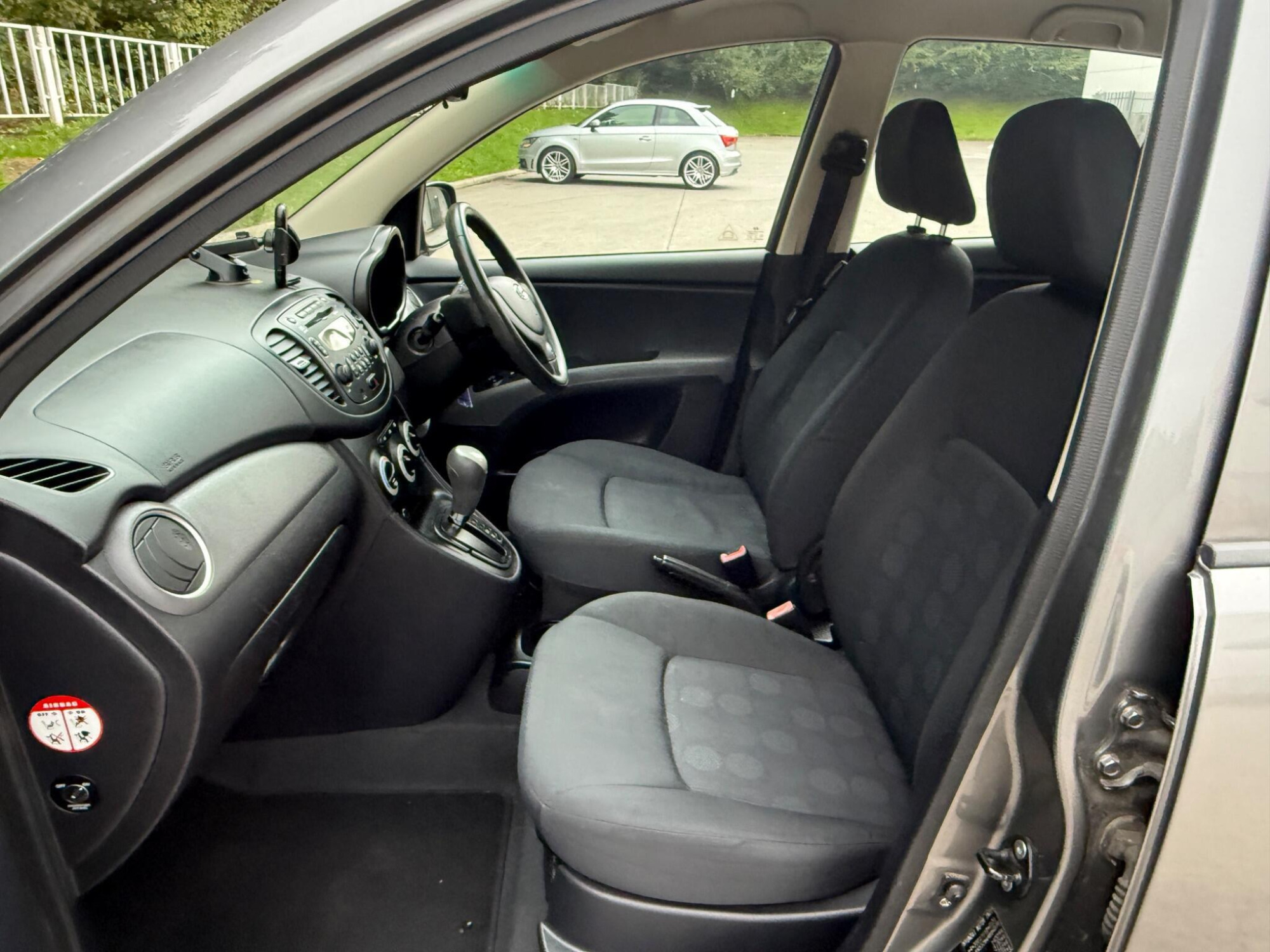 2010 Hyundai i10 image 35