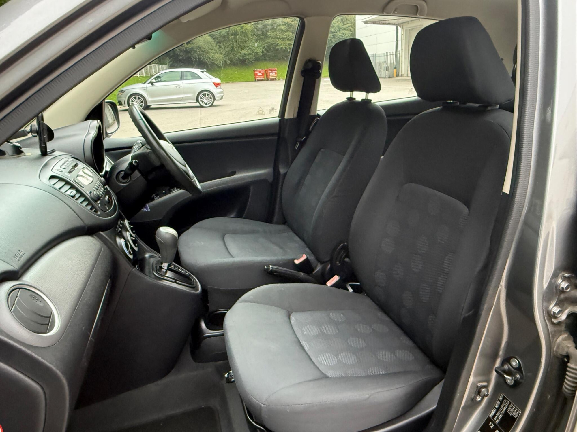 2010 Hyundai i10 image 34