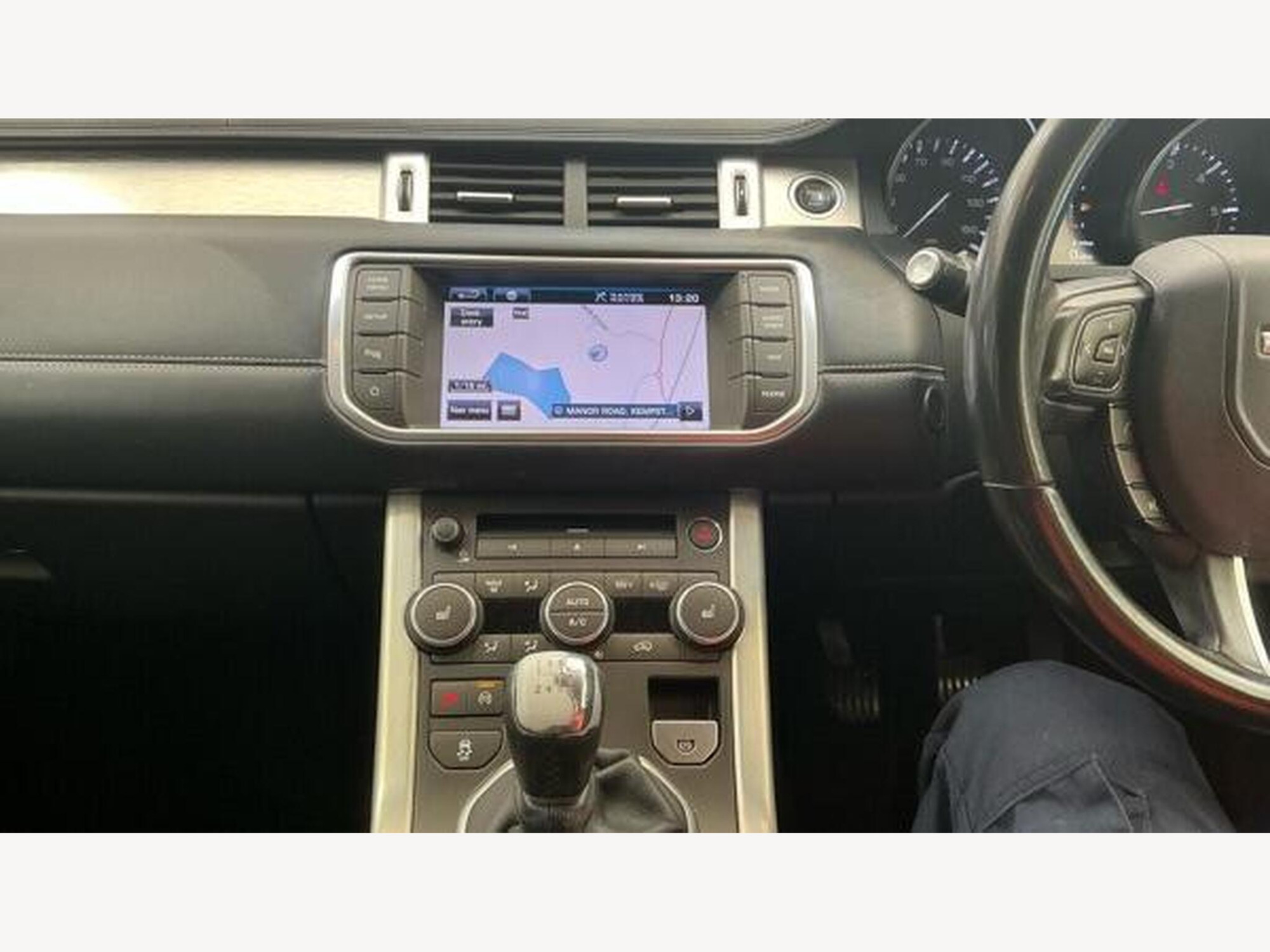 2010 Hyundai i10 image 28