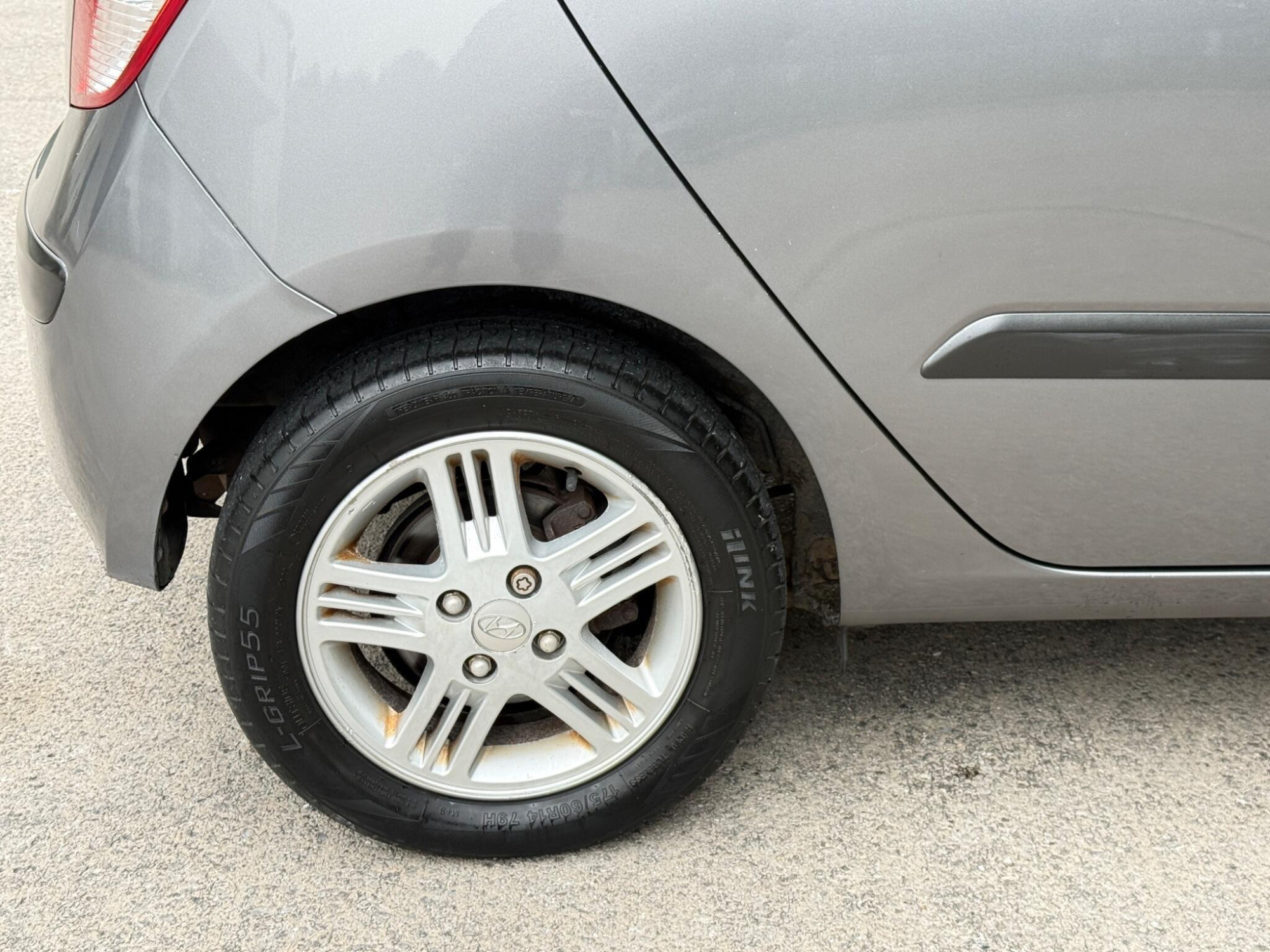 2010 Hyundai i10 image 27