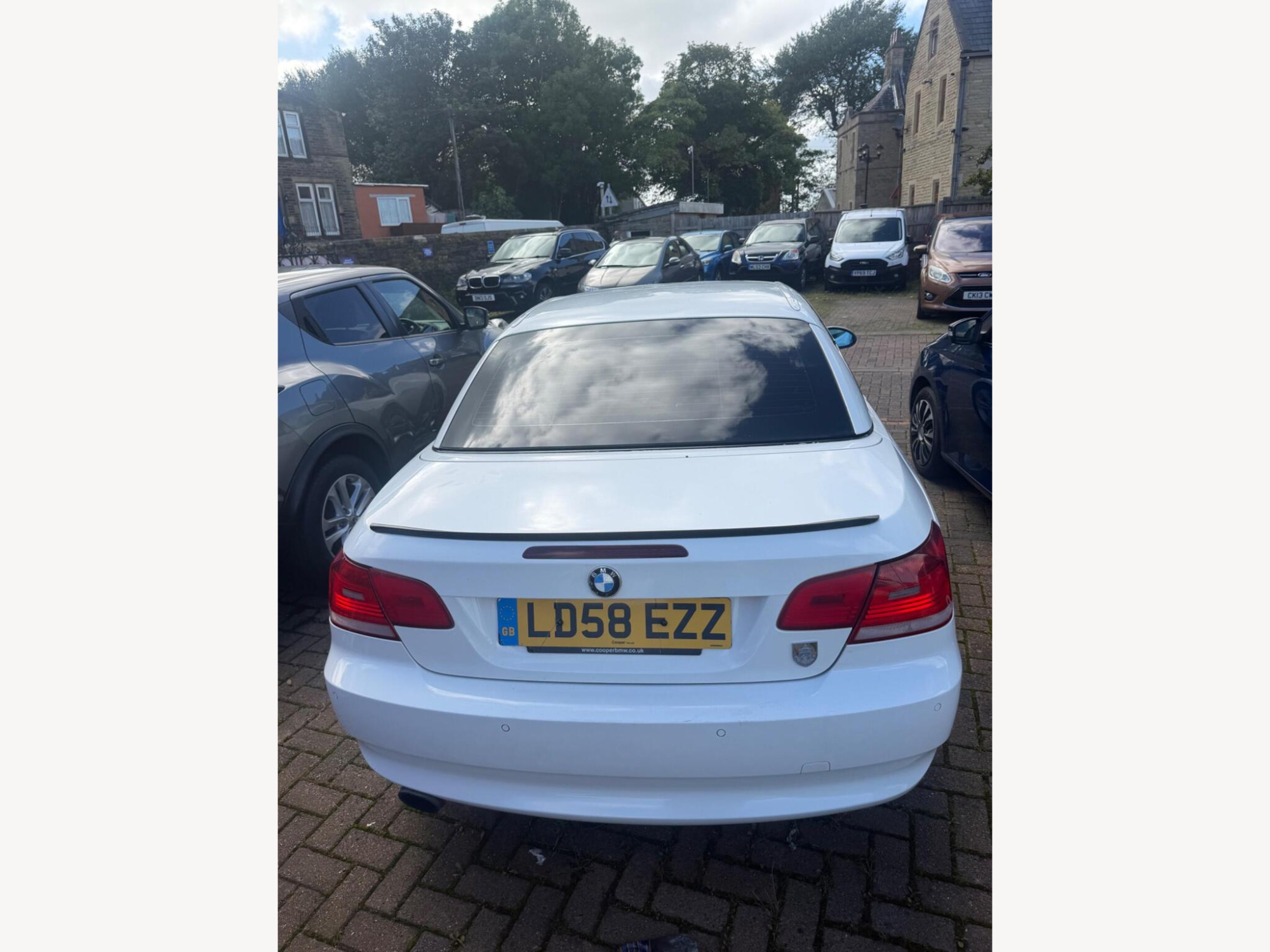 2008 BMW 3 Series image 2