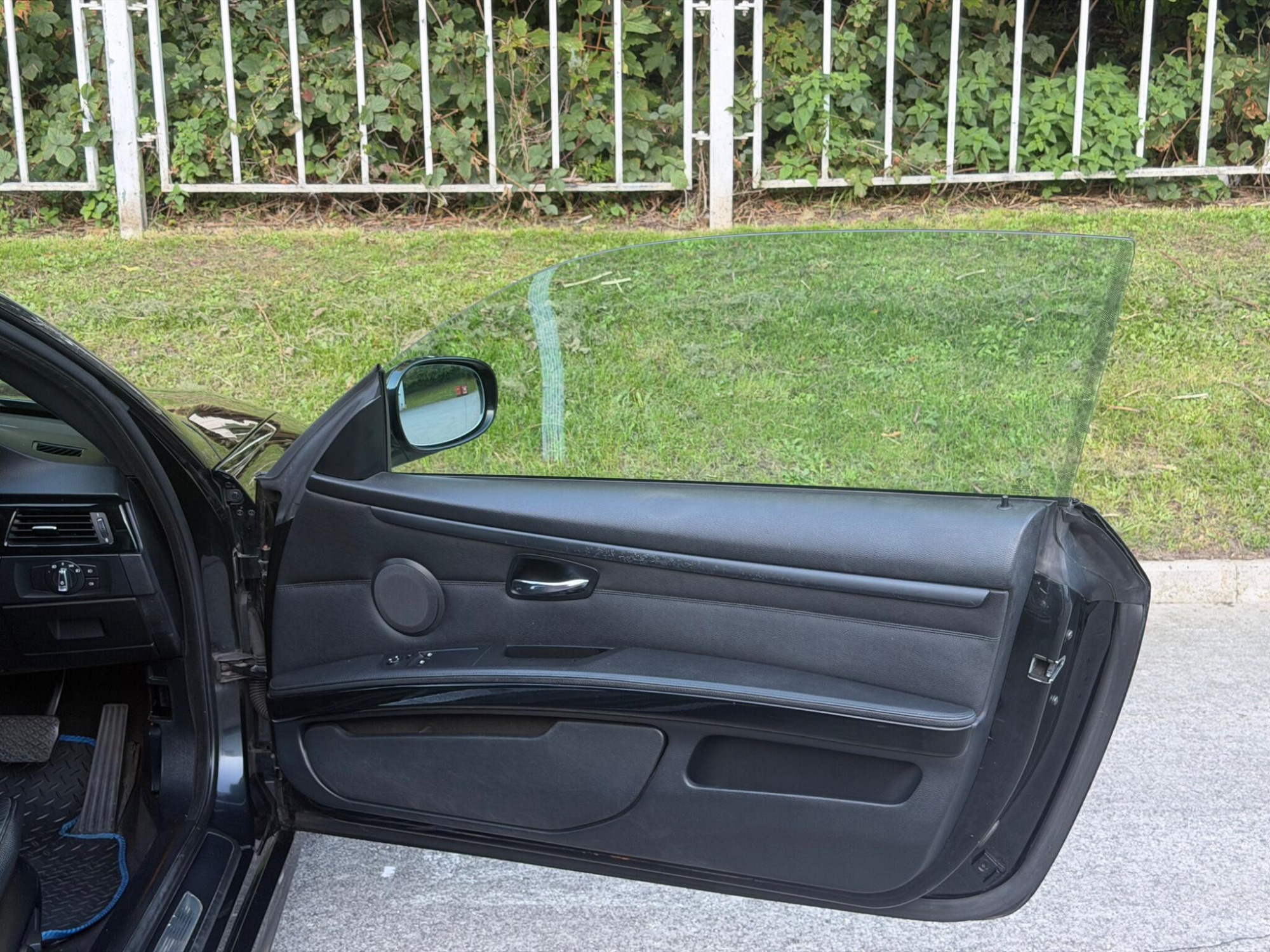 2013 BMW 3 Series image 8