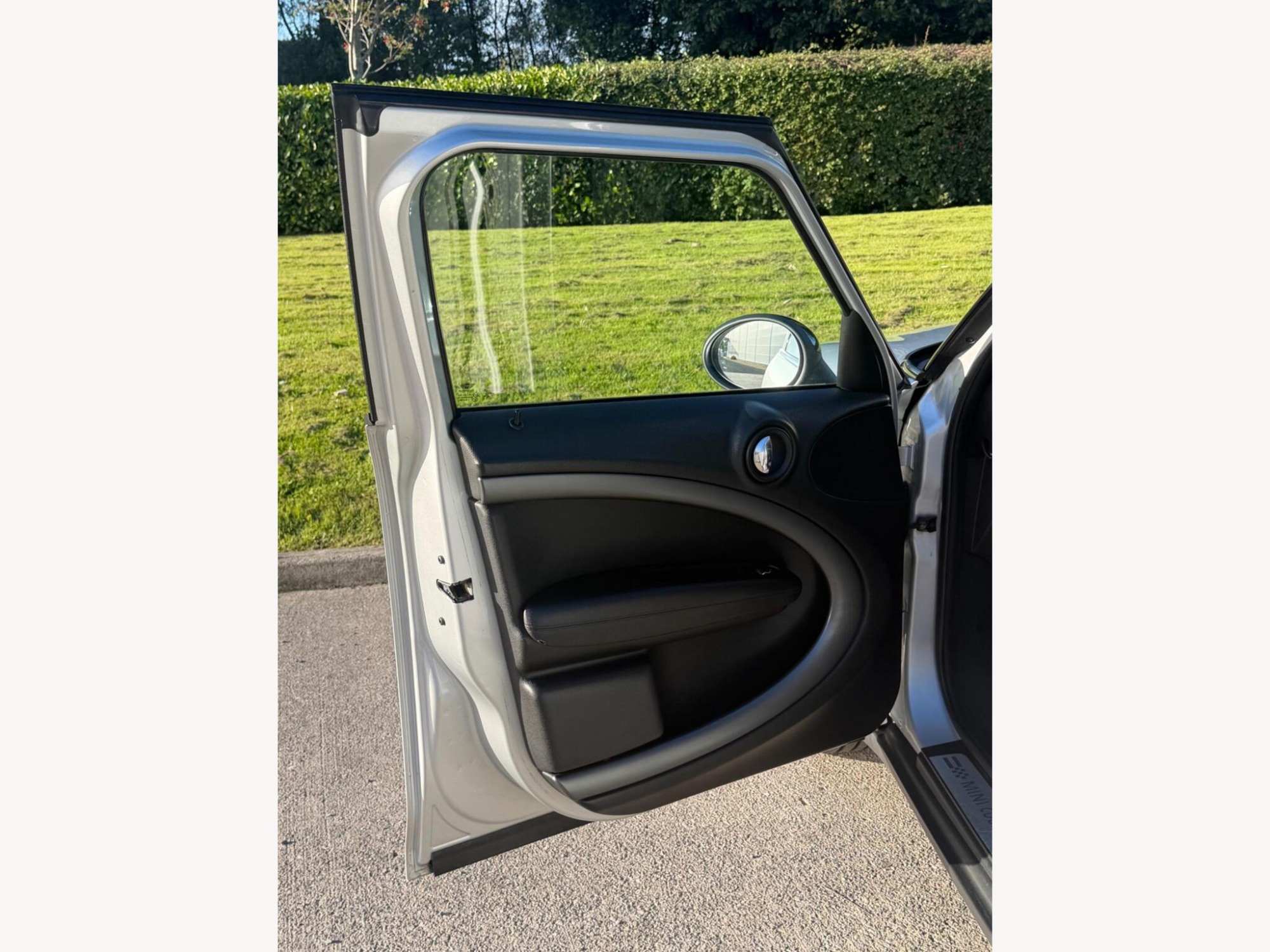 2013 MINI Countryman image 18