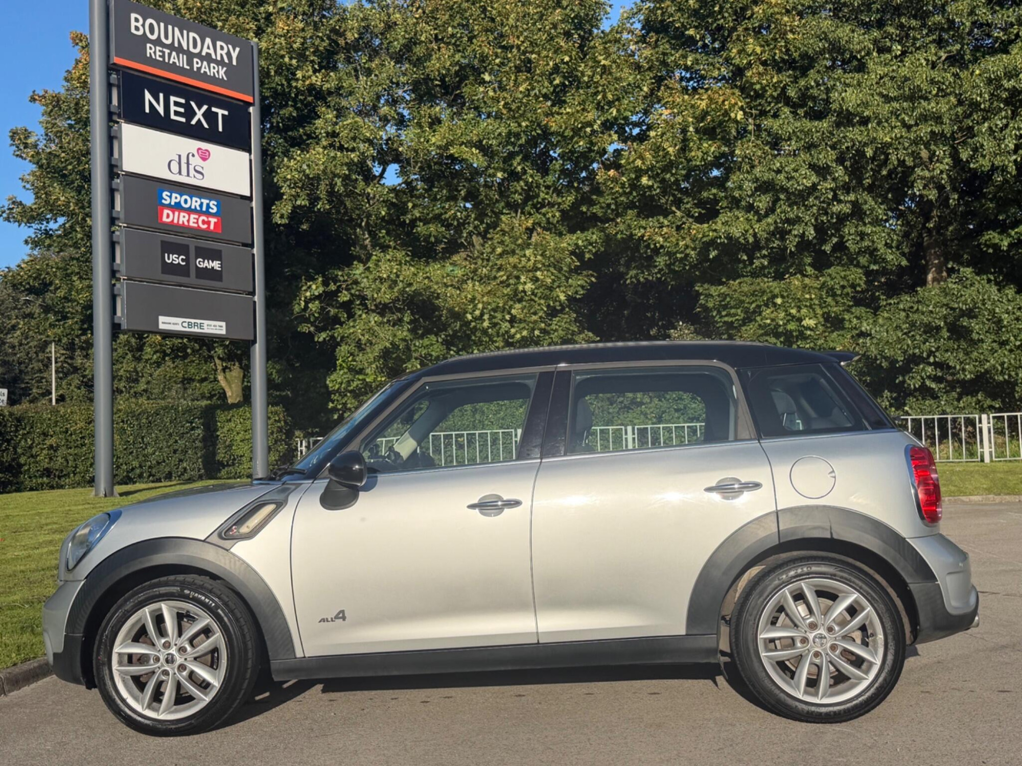 2013 MINI Countryman image 7