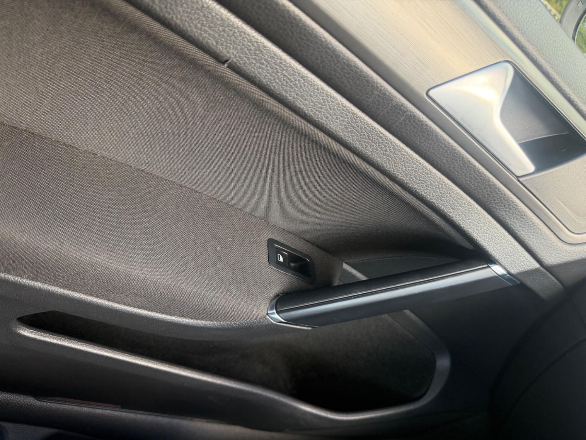 2013 Volkswagen Golf image 33
