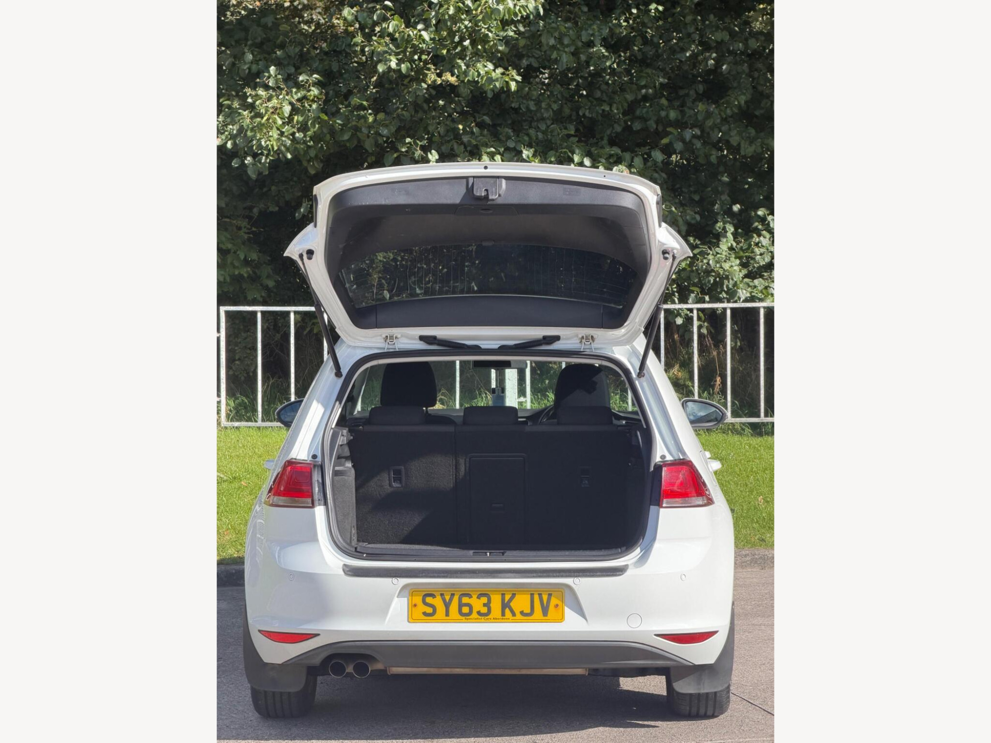 2013 Volkswagen Golf image 6