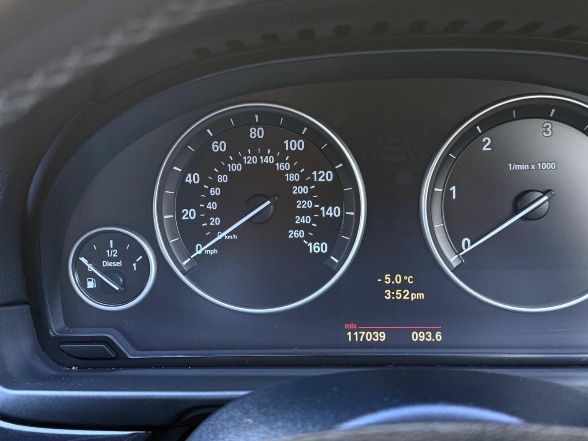2010 BMW 5 Series image 56