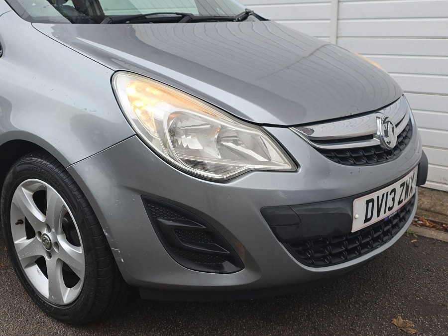 2013 Vauxhall Corsa photo 10