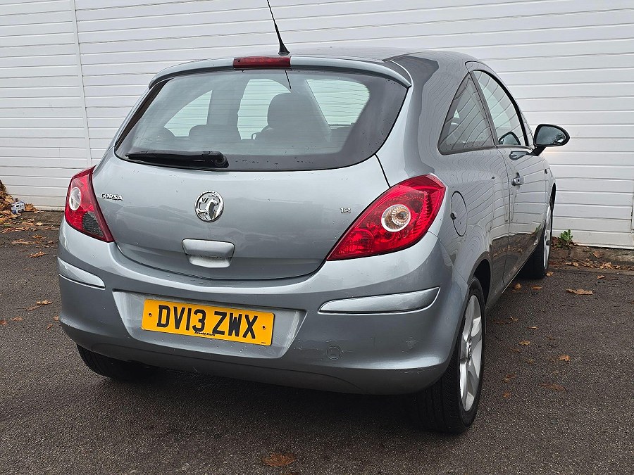 2013 Vauxhall Corsa photo 8