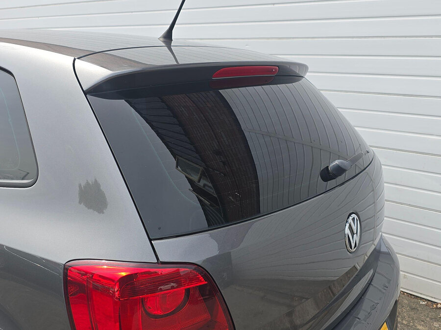2012 Volkswagen Polo photo 12