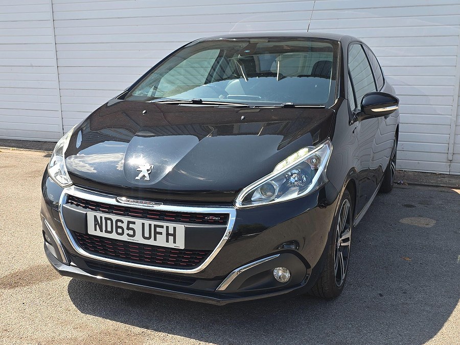 2016 Peugeot 208 photo 3