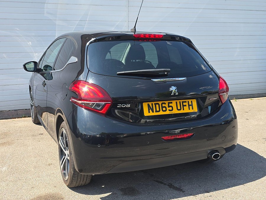 2016 Peugeot 208 photo 5