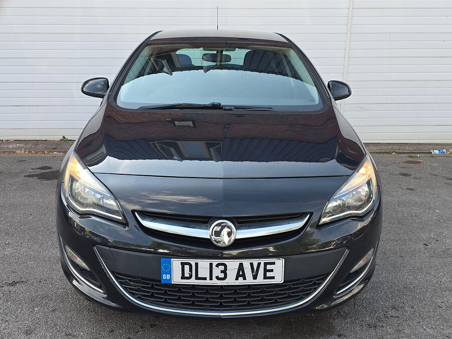 Vauxhall Astra photo 2