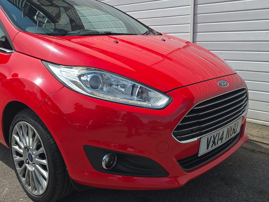 2014 Ford Fiesta photo 11