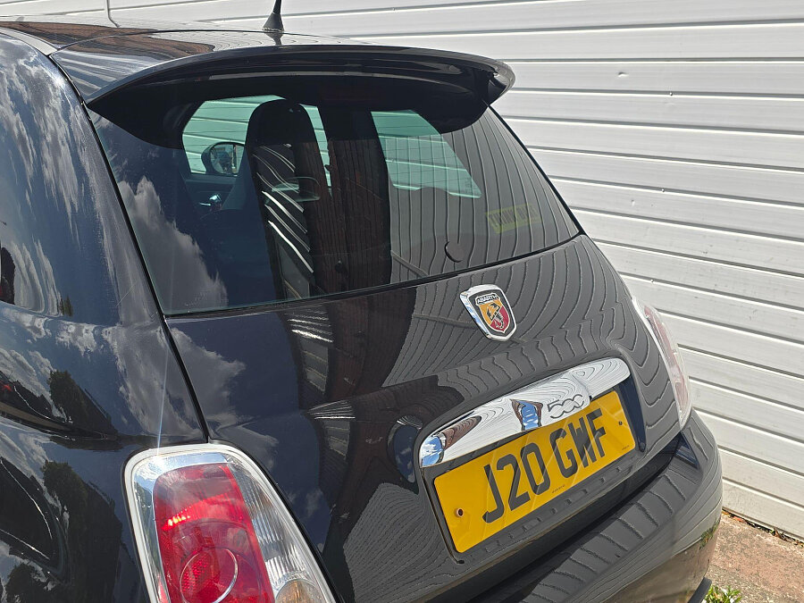 2010 Abarth 500 photo 13